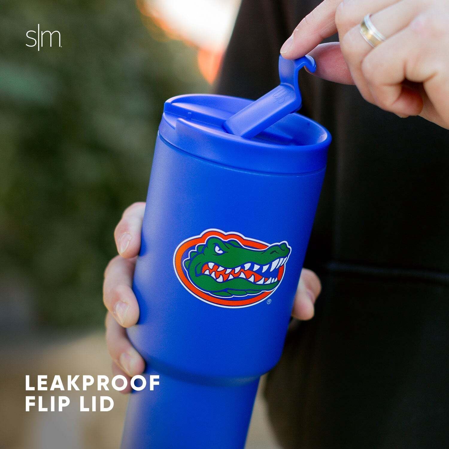 Thumbnail 3 de Simple Modern 30oz Tumbler with Flip Lid & Straws (Ole Miss Licensed) – Trek Collection