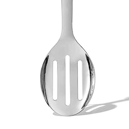 Detalle 2 de OXO Steel - Espumadera para servir 🍽