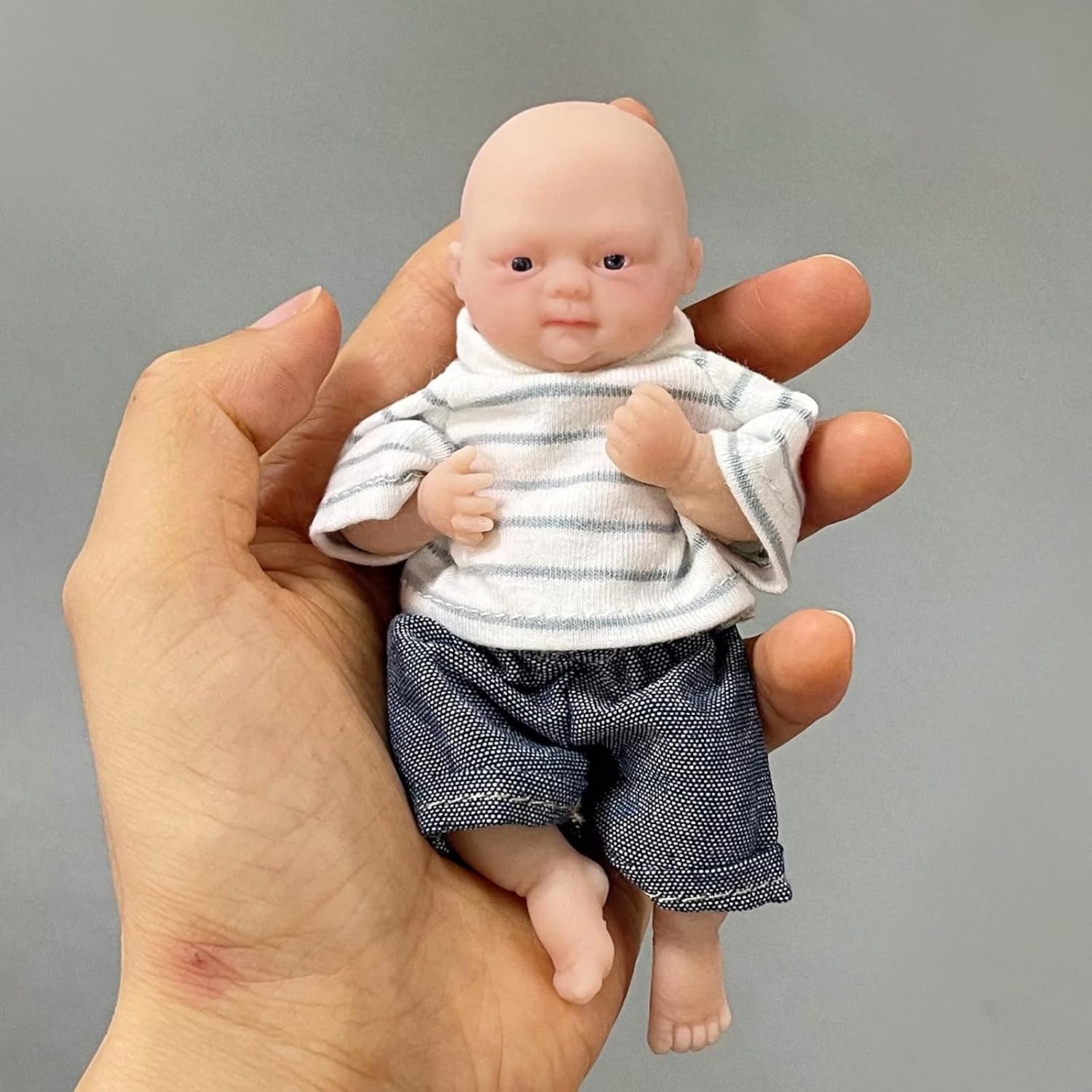 Detalle de Mire & Mire 4.5" Micro Preemie Silicone Baby Doll