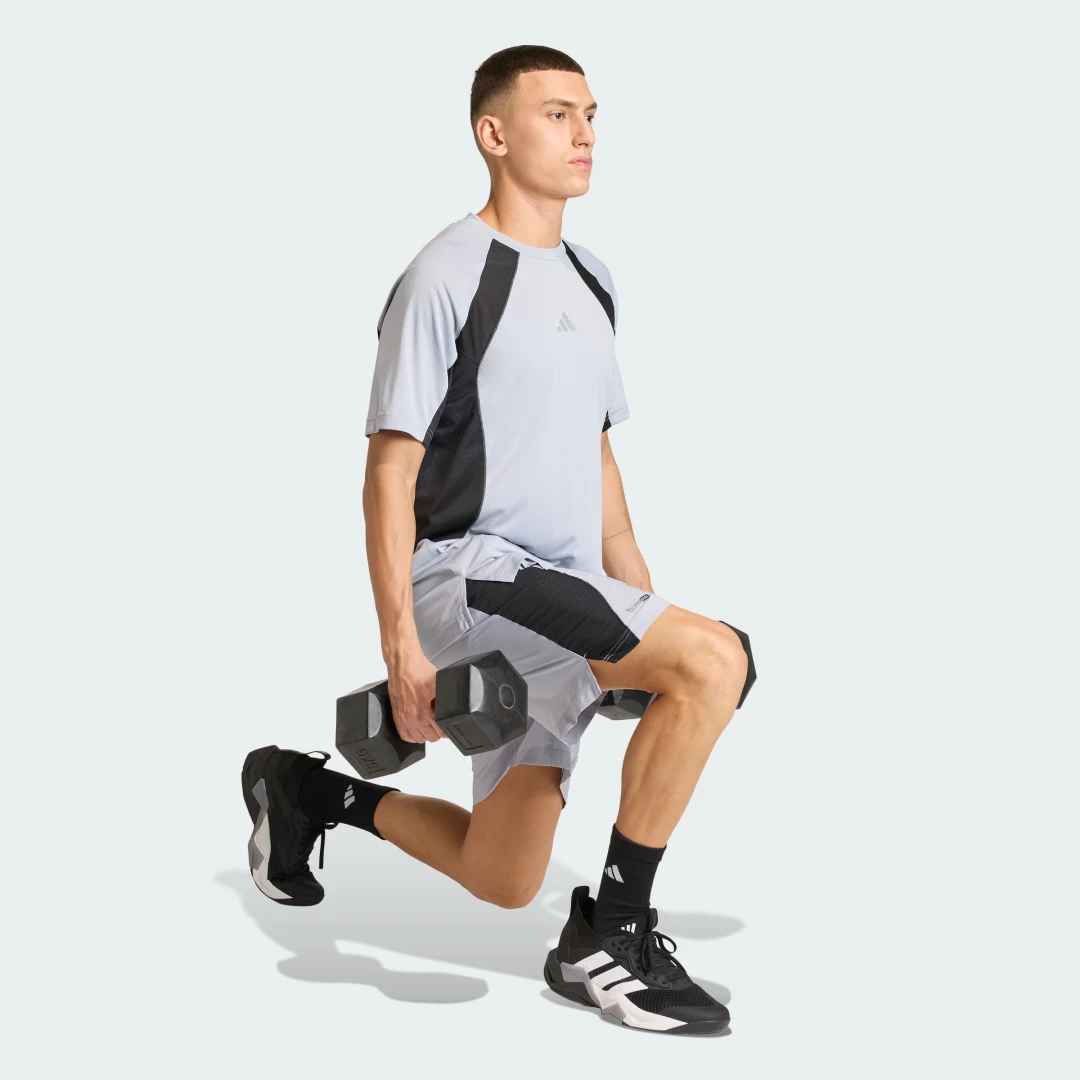 Detalle de Camiseta Adidas Tech Apparel CLIMACOOL Gris – comodidad y ligereza para entrenar