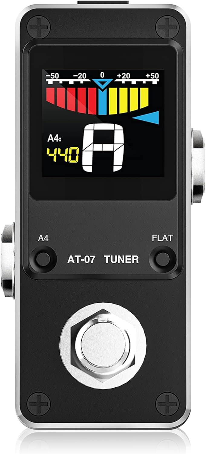 Detalle de LEKATO AT-07 chromatisch stempedaal voor gitaar en bas met lcd-display