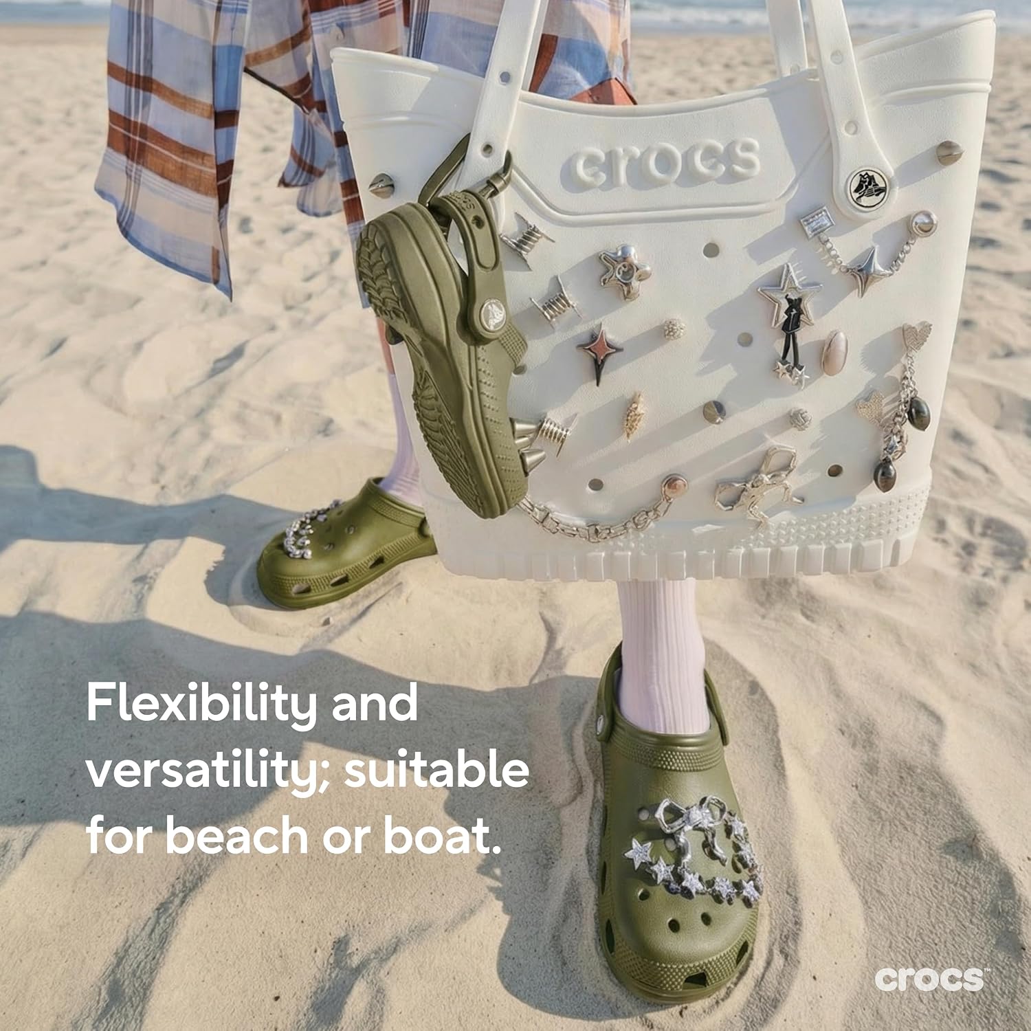 Thumbnail 3 de Crocs Unisex Classic Clogs - Army Green (UK 5 Men / 6 Women) by Crocs