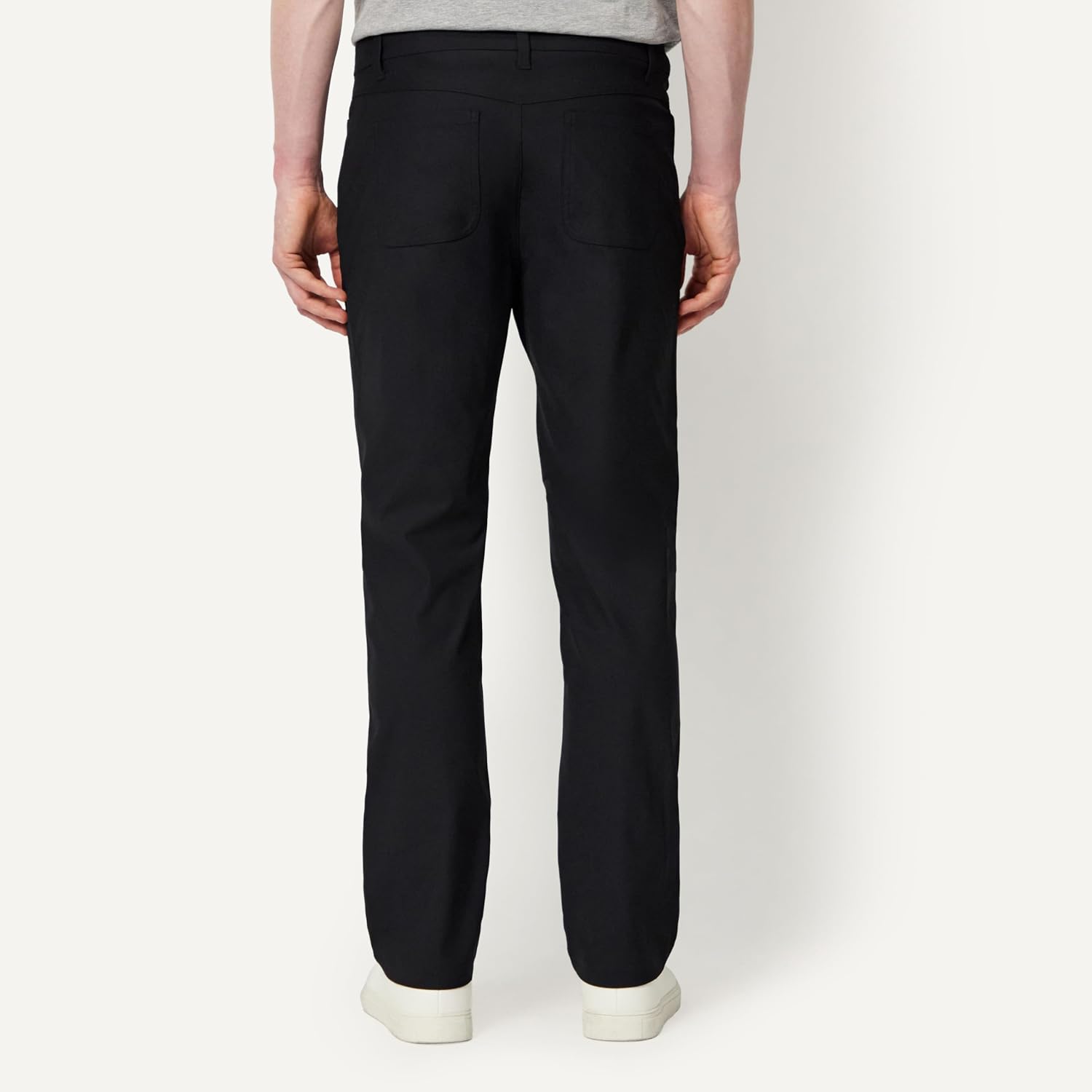 Detalle 2 de Amazon Essentials Men's Classic Fit 5 Pocket Commuter Pants