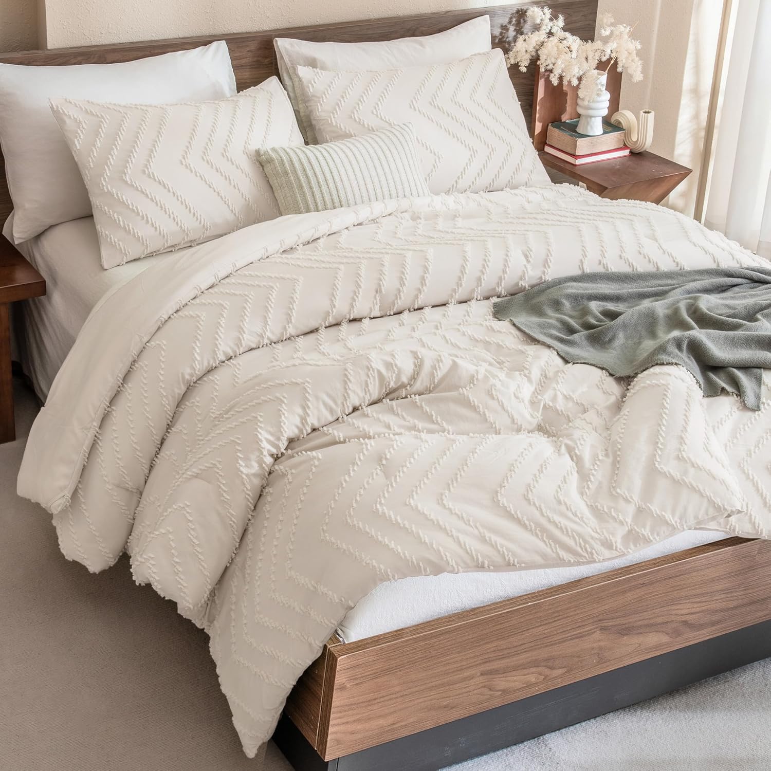 Detalle de Andency Queen Comforter Set Beige (Queen Size, 3-Piece Boho/Cream Neutral Bedding)