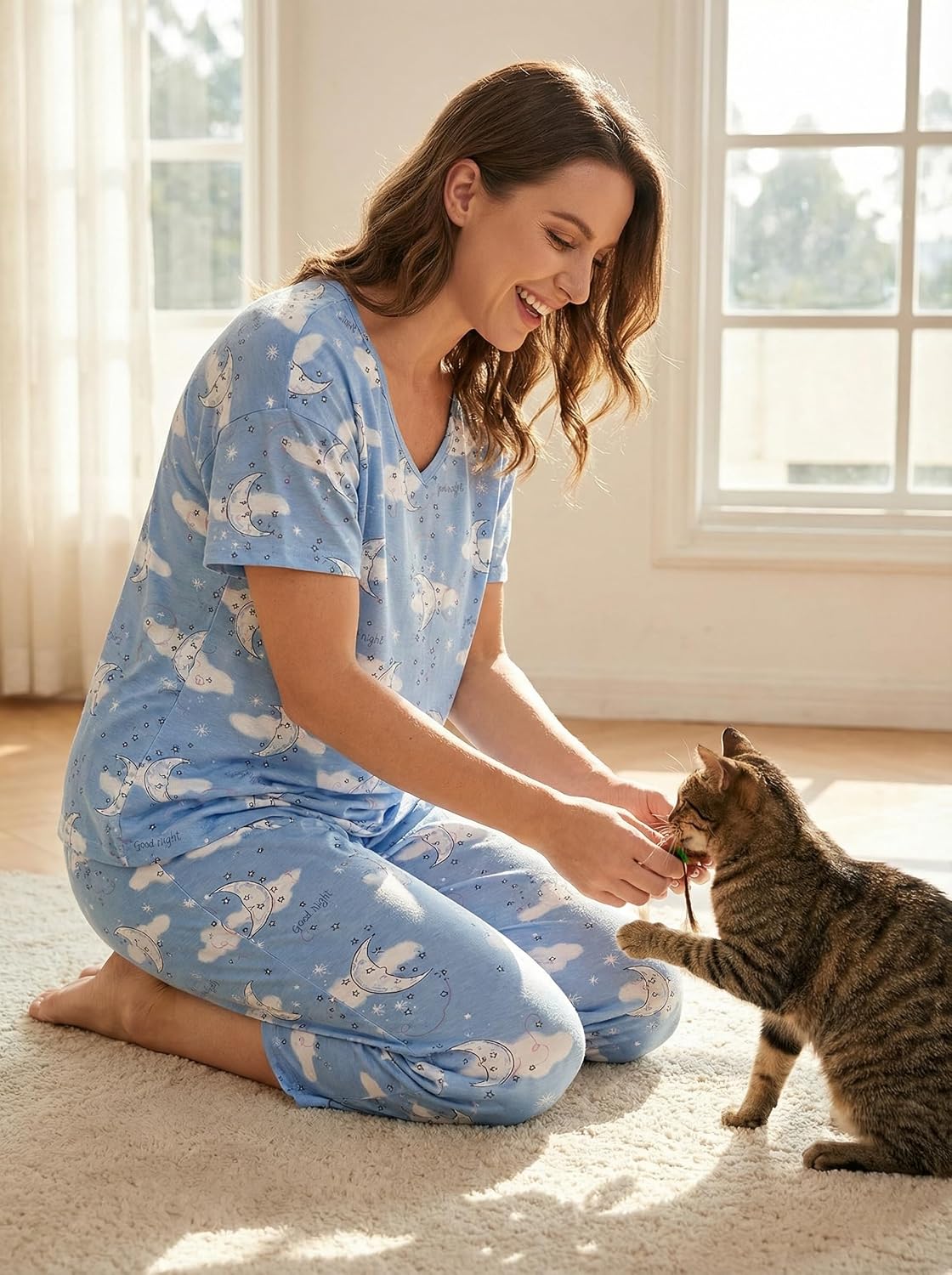 Thumbnail 2 de CHUNG Women Cotton Blend Pyjamas Set: Short Sleeve Top + Capri Pants (Plus Size S-3XL) Sleepwear