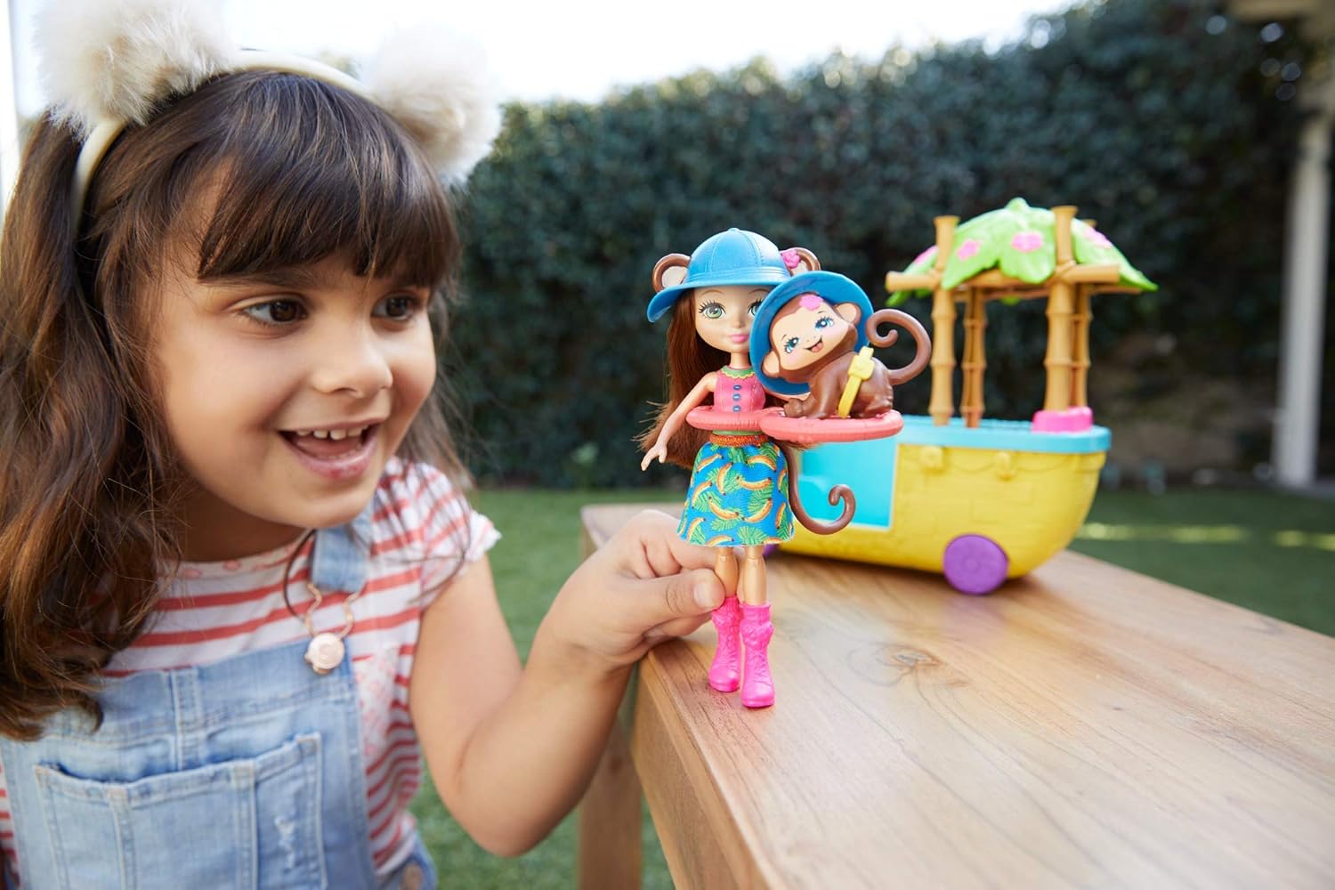 Thumbnail 6 de Enchantimals Coffret Bateau d'Exploratrice à roulettes, Mini-poupée Merit Singe (GFN58) — jeu d’imagination et d’amitié