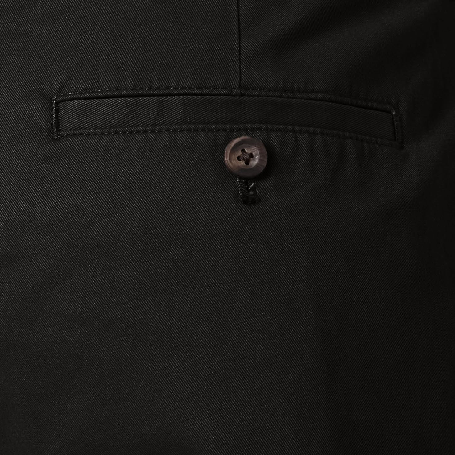 Thumbnail 5 de Amazon Essentials Men’s Classic-Fit 7” (18 cm) Chino Shorts