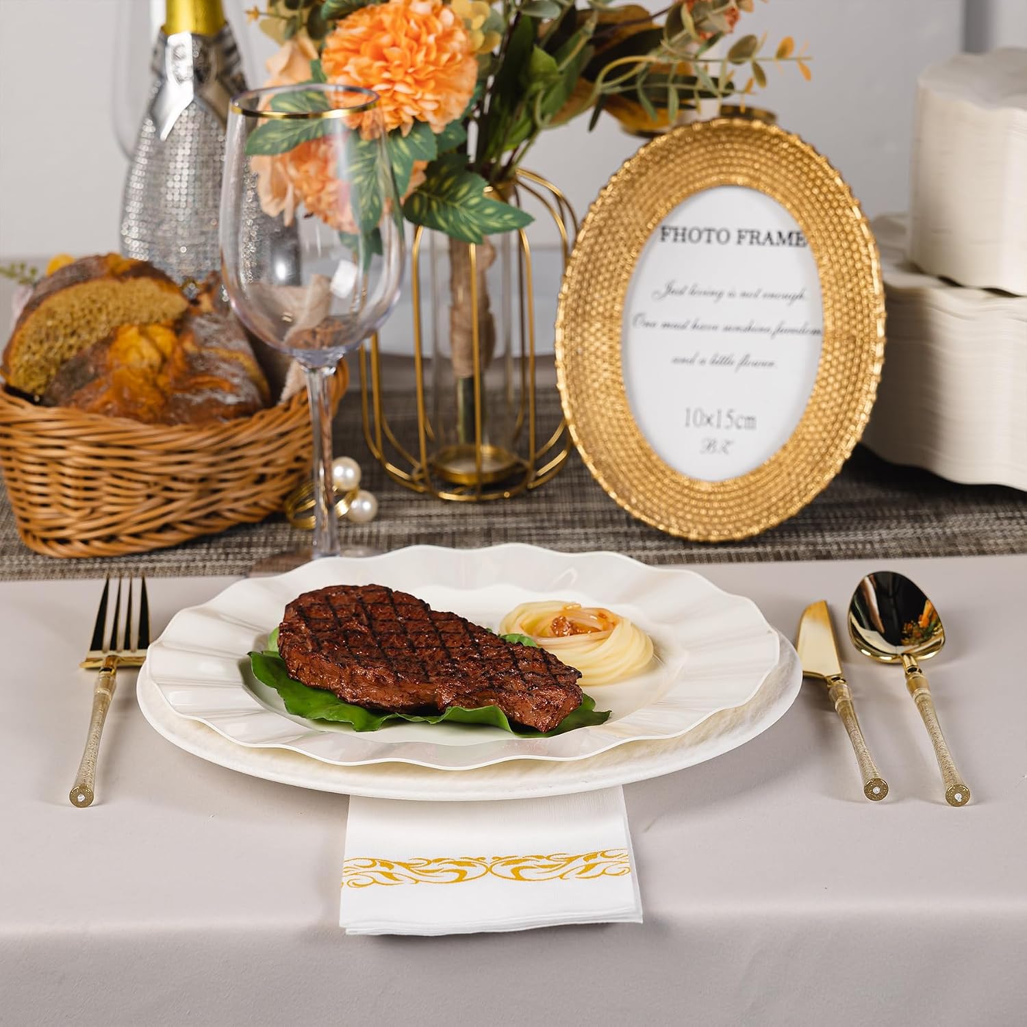 Detalle de NZVCN 72-Pack Ivory 10-Inch Wave Edge Plastic Plates