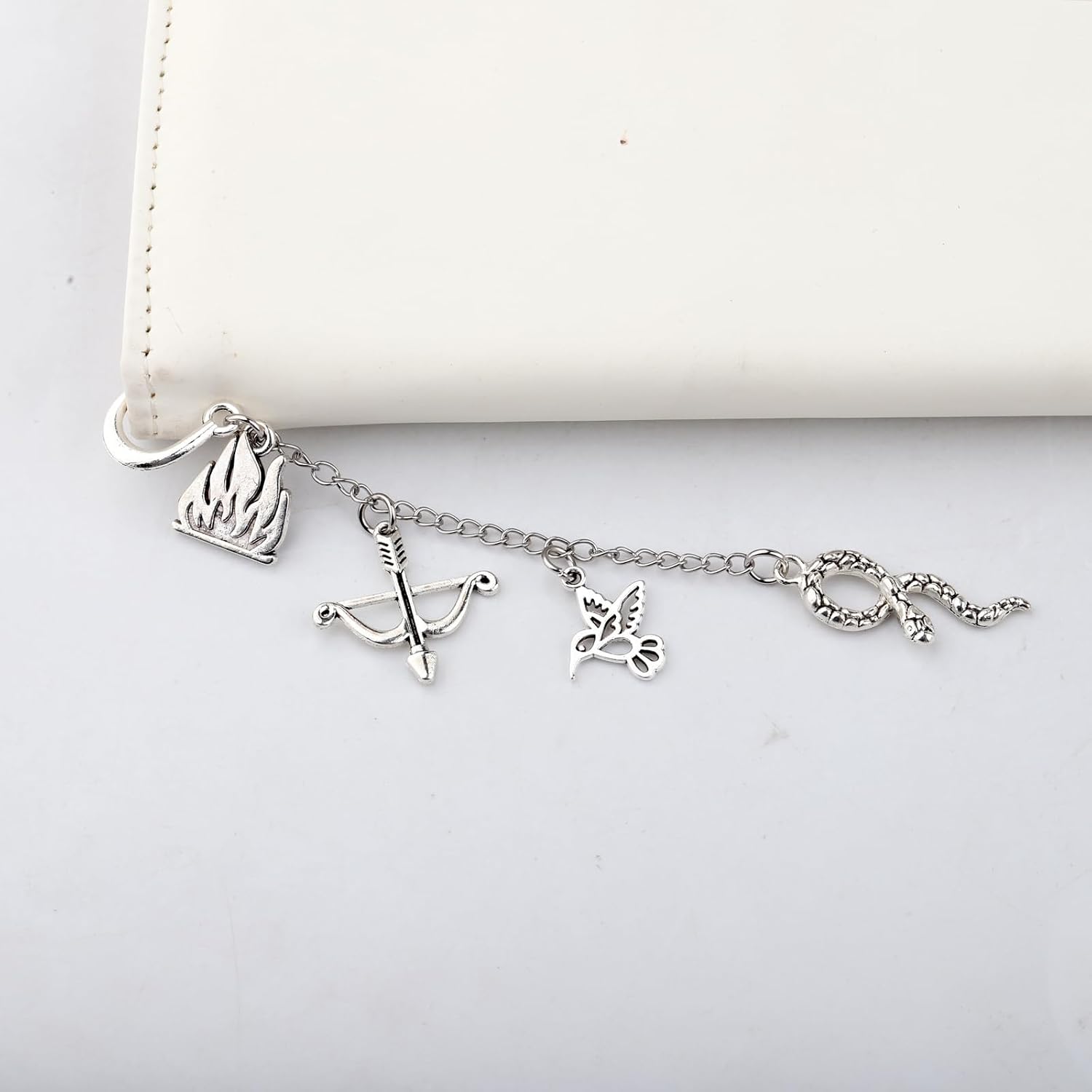 Detalle de KUIYAI Literay Bookmark: A Robust Stainless Steel Book Lover’s Bookmark