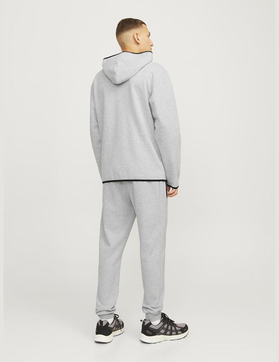 Detalle de Jack & Jones Sweatpants Slim Fit: pantaloni in felpa con vita elastica e orlo a costine
