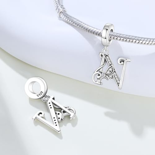 Detalle de CYCUFF Mariposa Letras Colgante de Plata 925 para Pulseras y Collares – joya elegante y atemporal