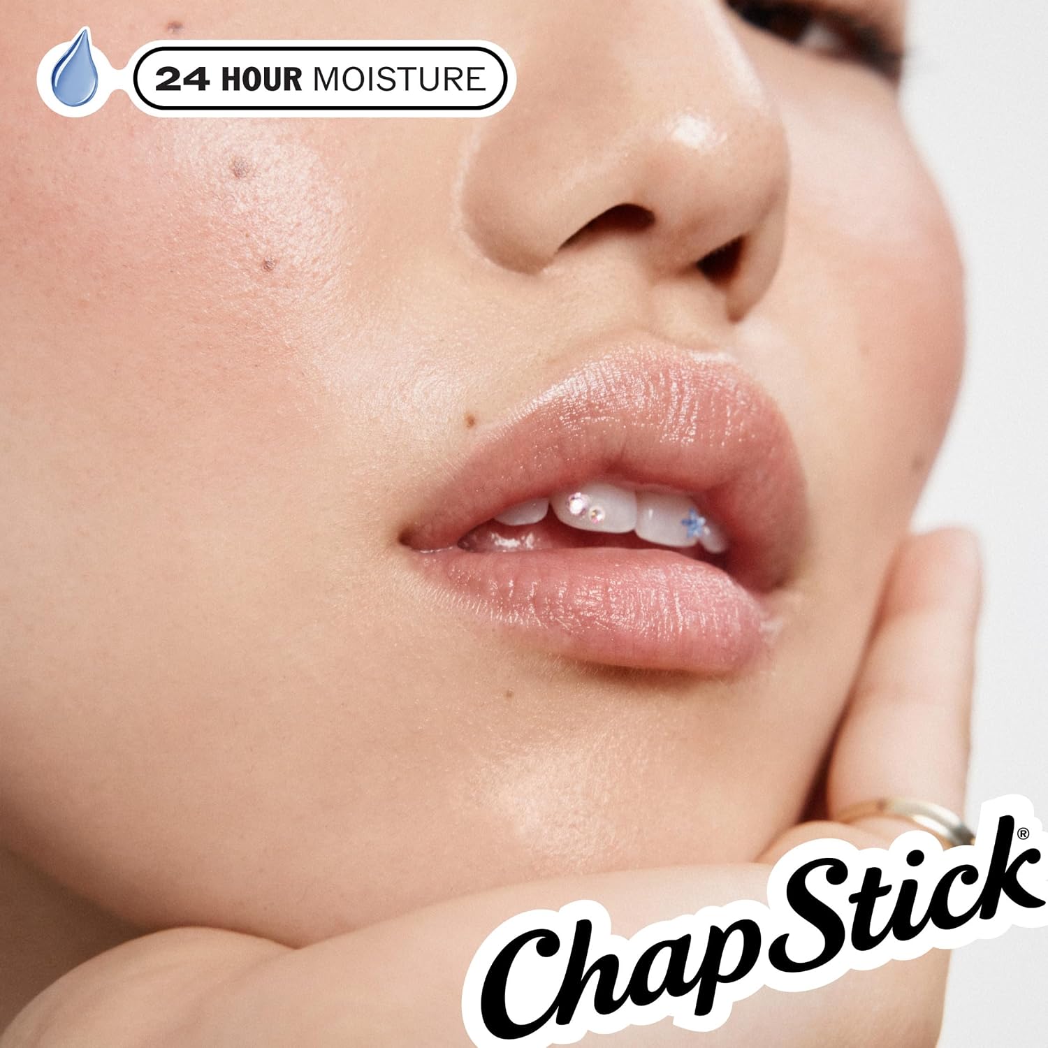 Detalle de ChapStick HydraBalm Lip Balm Tubes, Cherry & Vanilla, 4-Pack, 0.35 oz