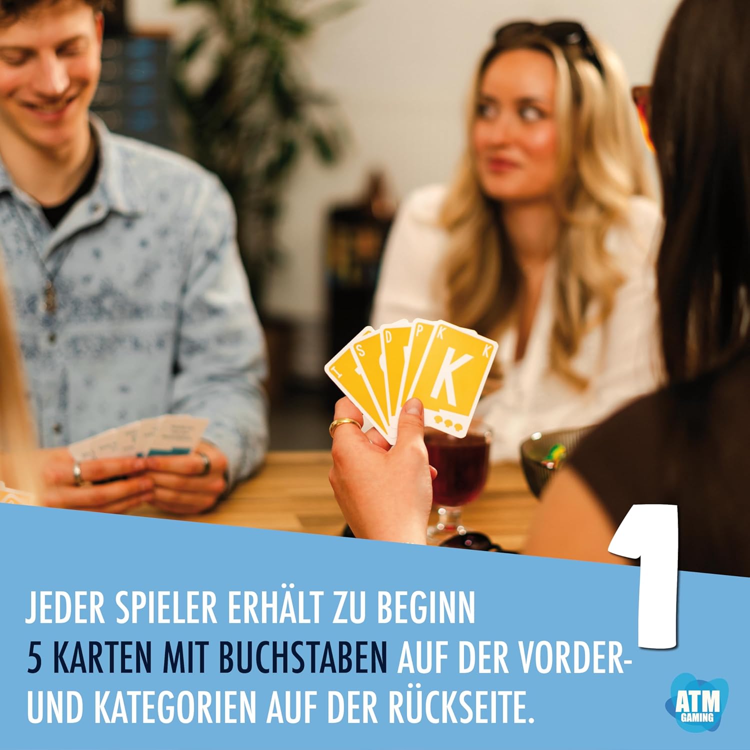 Thumbnail 3 de ATM Gaming QuickStop „Das Buchstaben-Duell“ – Familien-Edition, Kartenspiel für 2–7 Spieler ab 7 Jahren