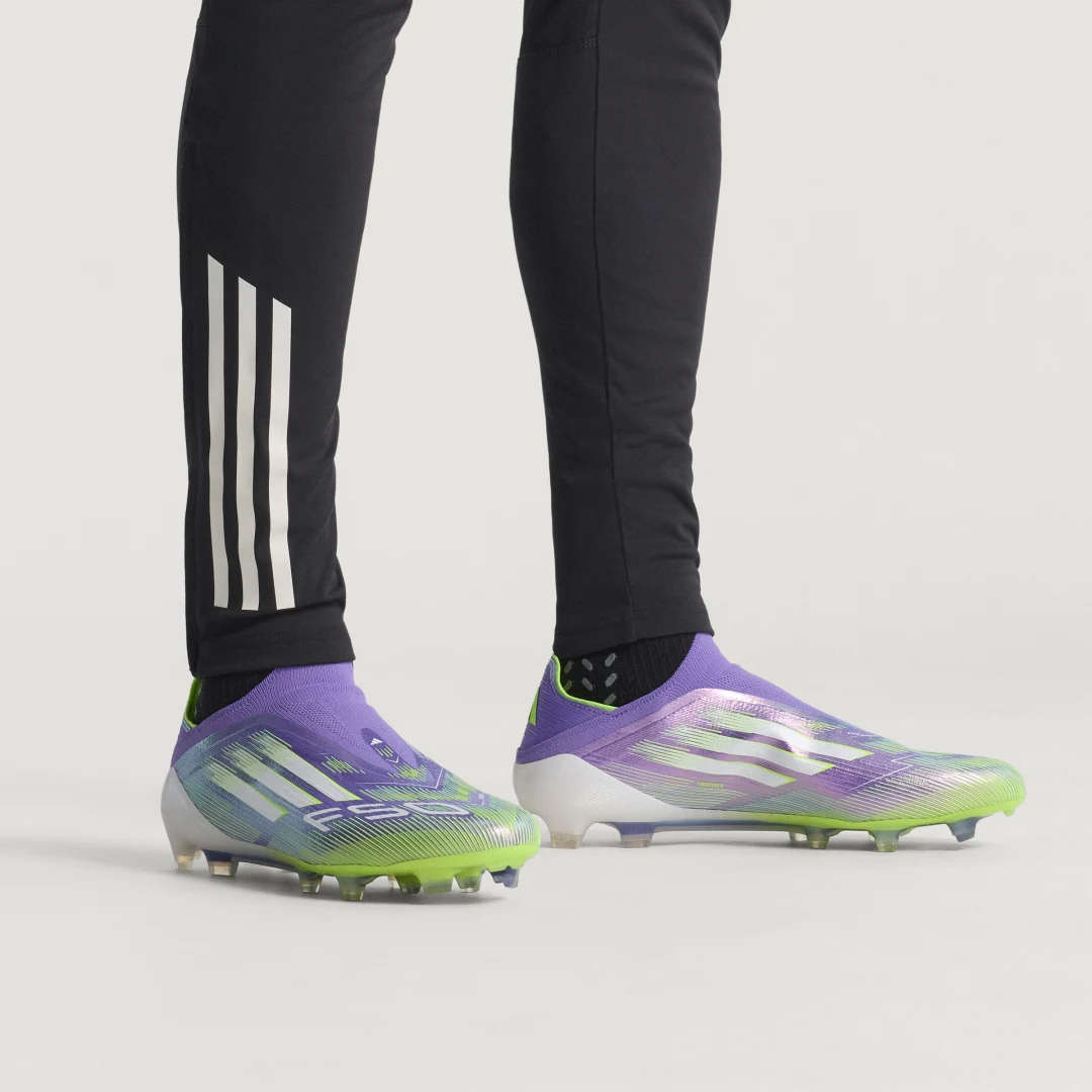 Thumbnail 1 de adidas F50 Elite Laceless Firm Ground: bota de fútbol violeta sin cordones para césped firme