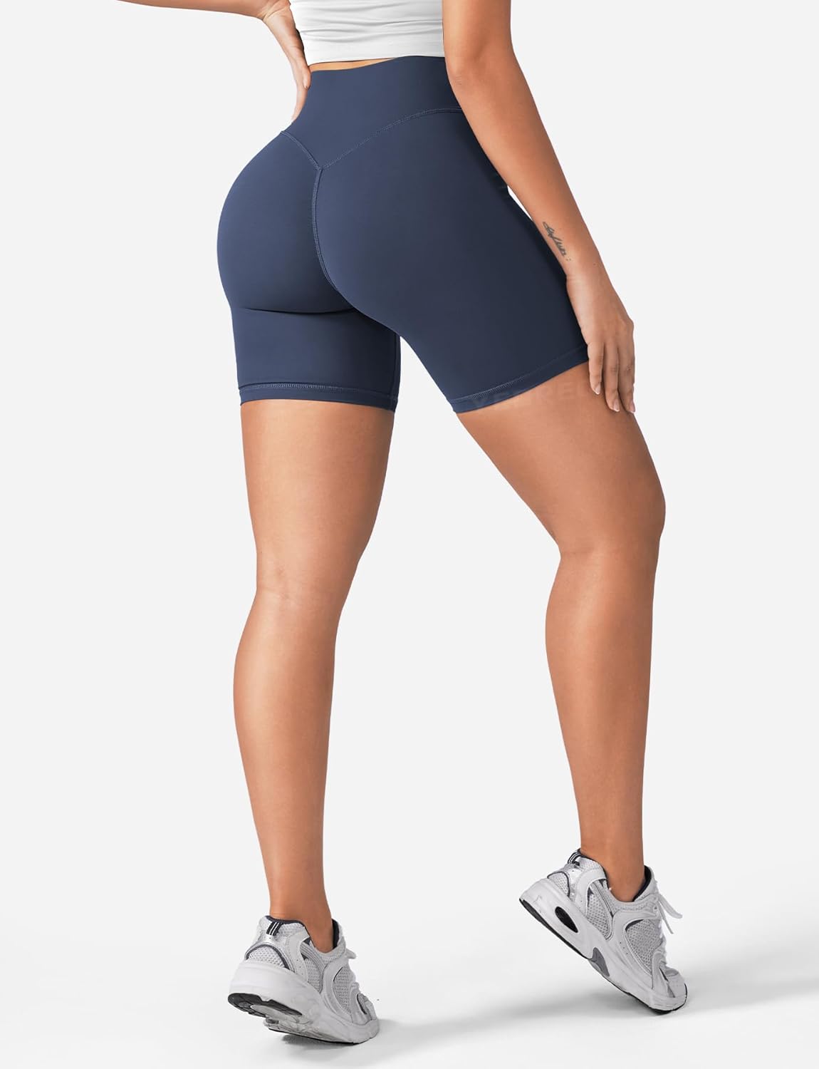 Thumbnail 4 de YEOREO Women’s Hidden Scrunch Biker Shorts (3.6&quot,/4.5&quot,/6&quot,) — High-Waist Tummy Control Workout & Running Yoga Shorts