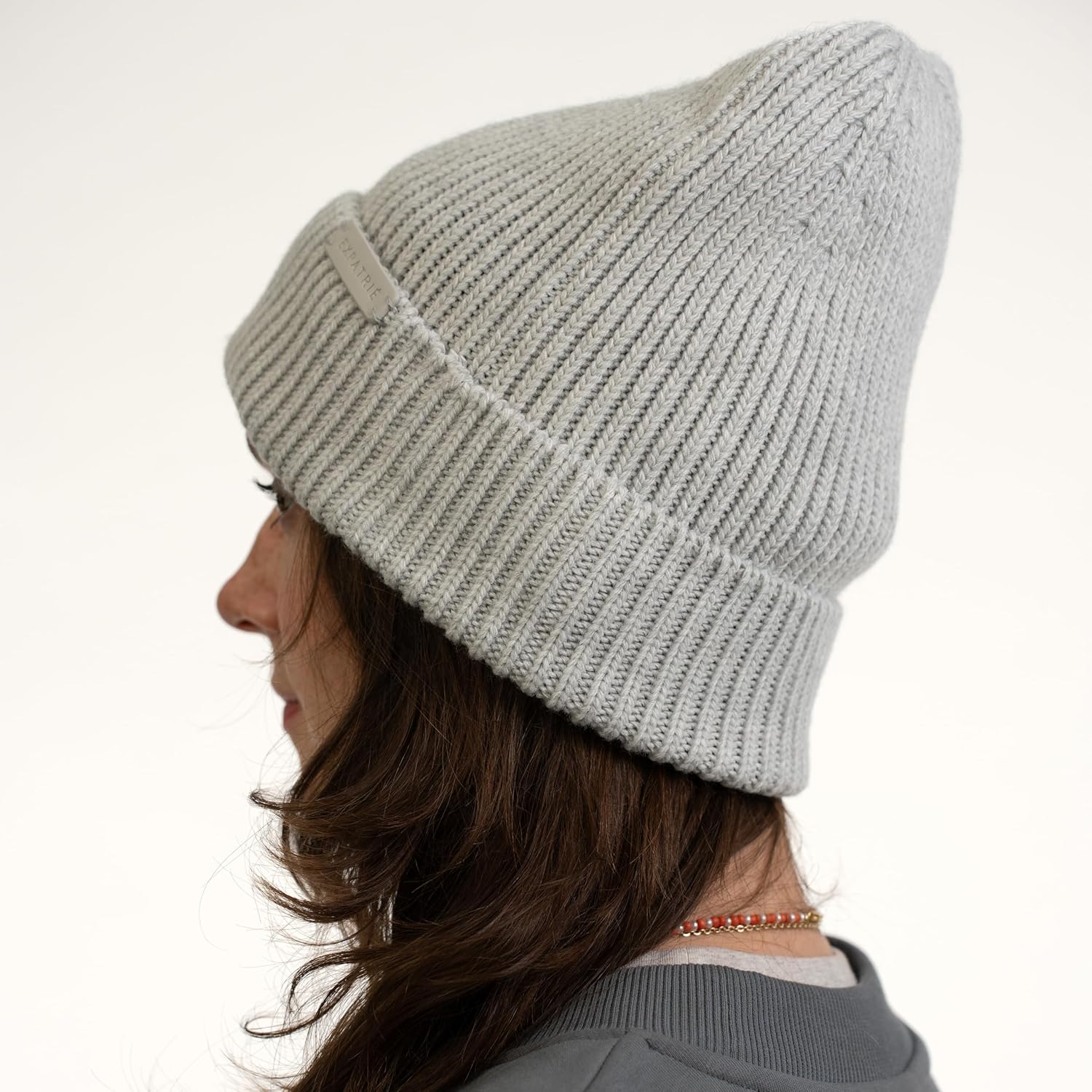 Detalle de Expatrié Bonnet Femme Luna en tricot : bonnet d’automne-hiver doux et stylé