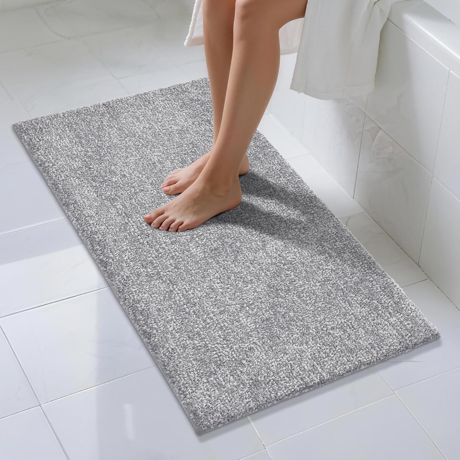Detalle de Yimobra Long Bathroom Rug 44x24 bath mat