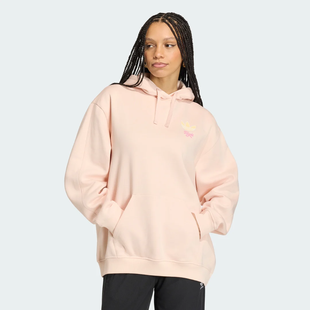 Detalle de Adidas Taiyaki Hood Sweatshirt Rosa – comodidad y estilo casual