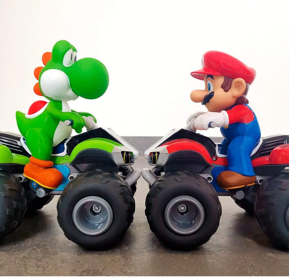 Detalle 2 de Carrera - 370200997X RC Mario Kart Yoshi Quad, Multicolore
