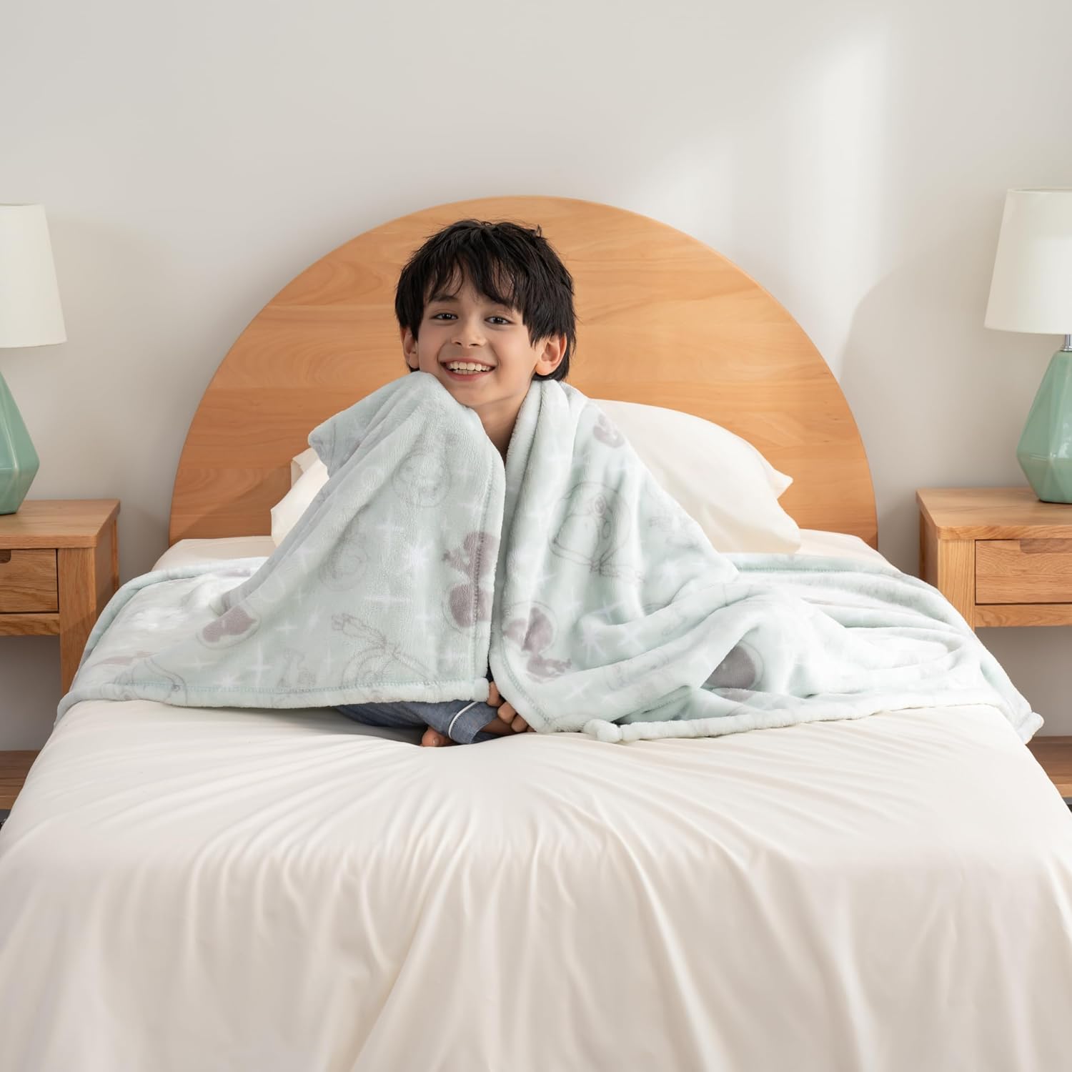 Detalle 2 de Berkshire Peanuts Snoopy Throw Blanket