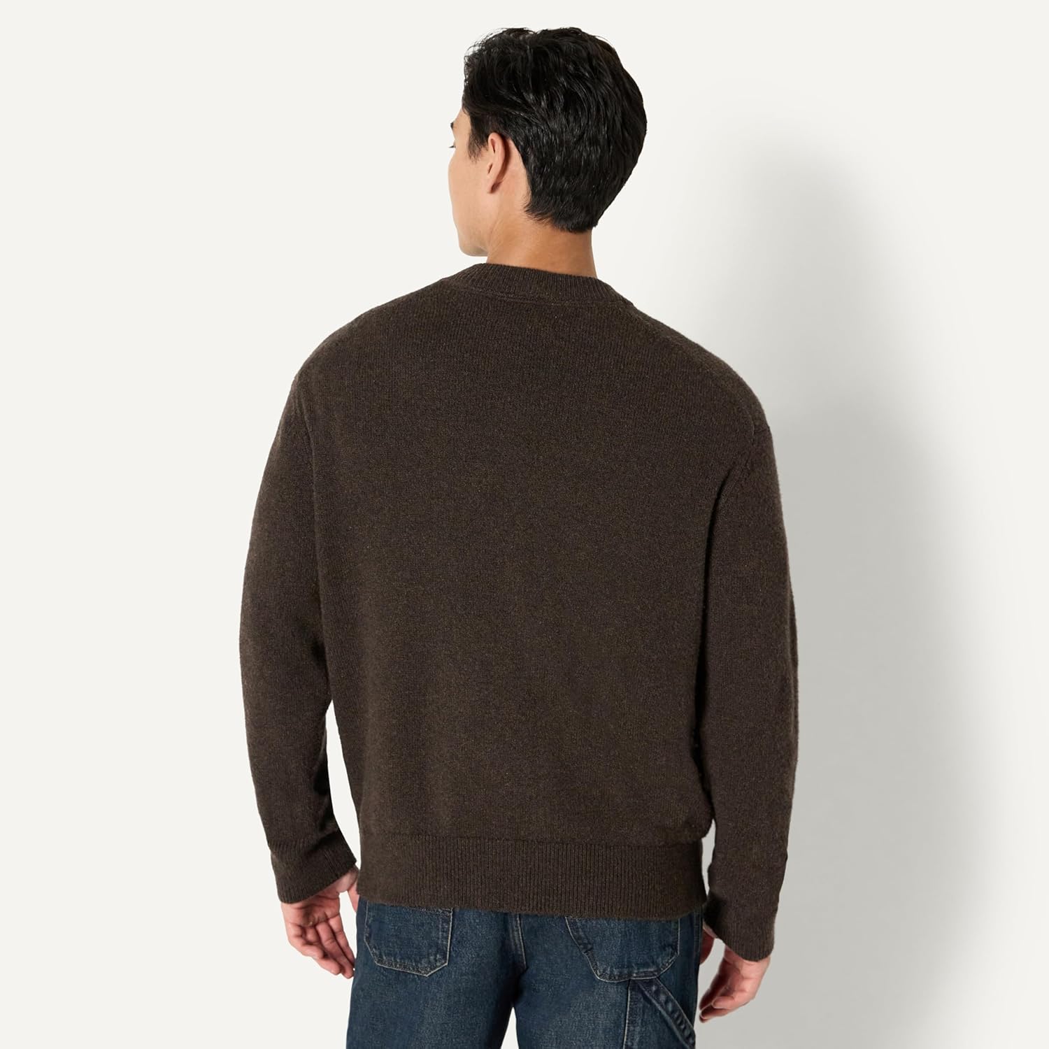 Thumbnail 1 de Amazon Essentials Men’s Regular-Fit Cotton Blend V-Neck Jumper