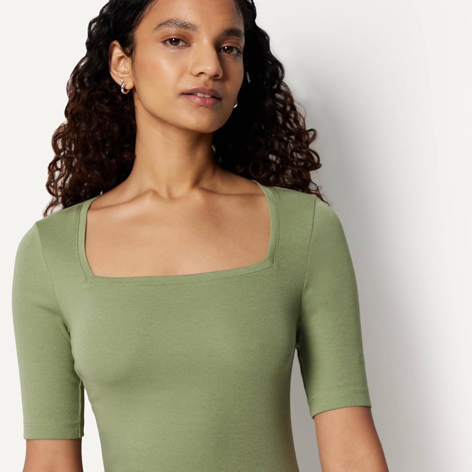 Thumbnail 3 de Amazon Essentials Damen Halbarm-T-Shirt mit quadratischem Ausschnitt – Slim Fit