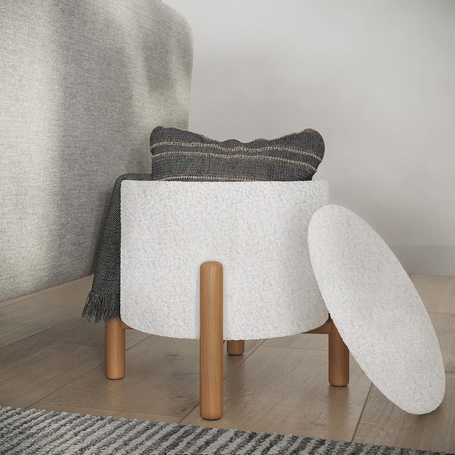 Detalle de Lavish Home Storage Ottoman in White