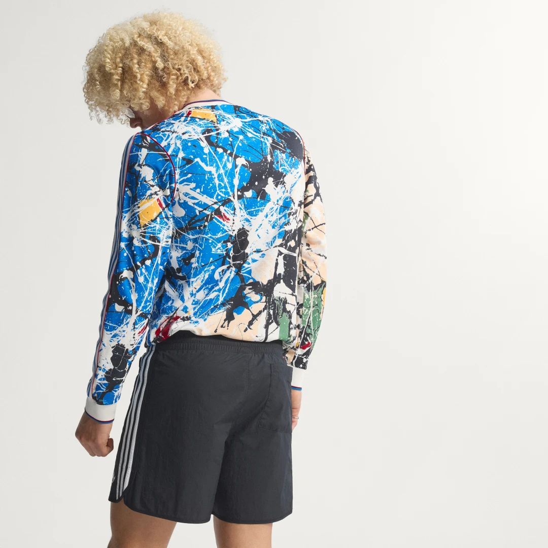 Detalle 2 de Camiseta manga larga Manchester United Stone Roses – Adidas