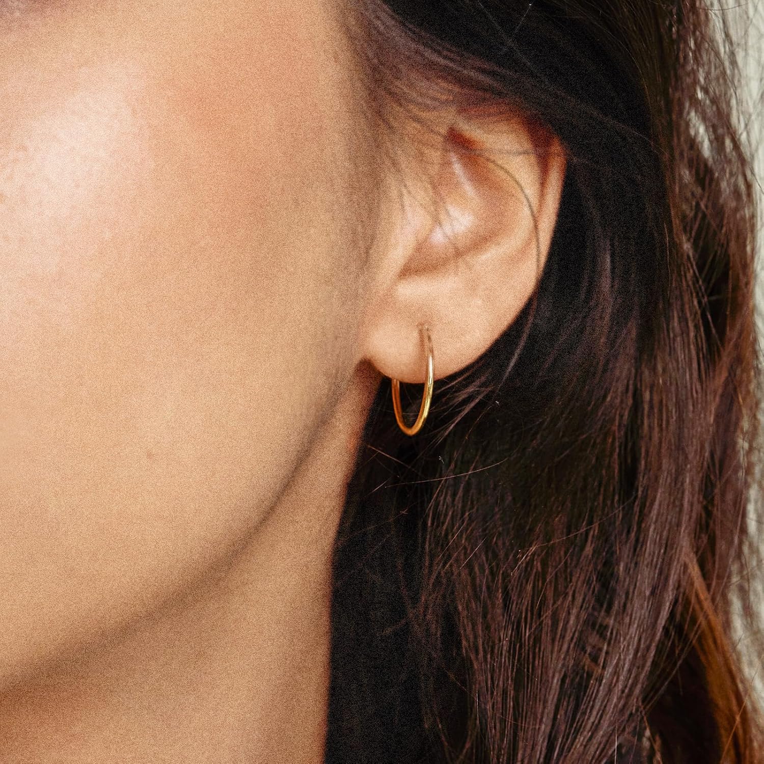 Detalle 2 de EDELIND Boucles d'Oreilles Femme Or Jaune 333/585 – Créoles Diamètre 20 mm