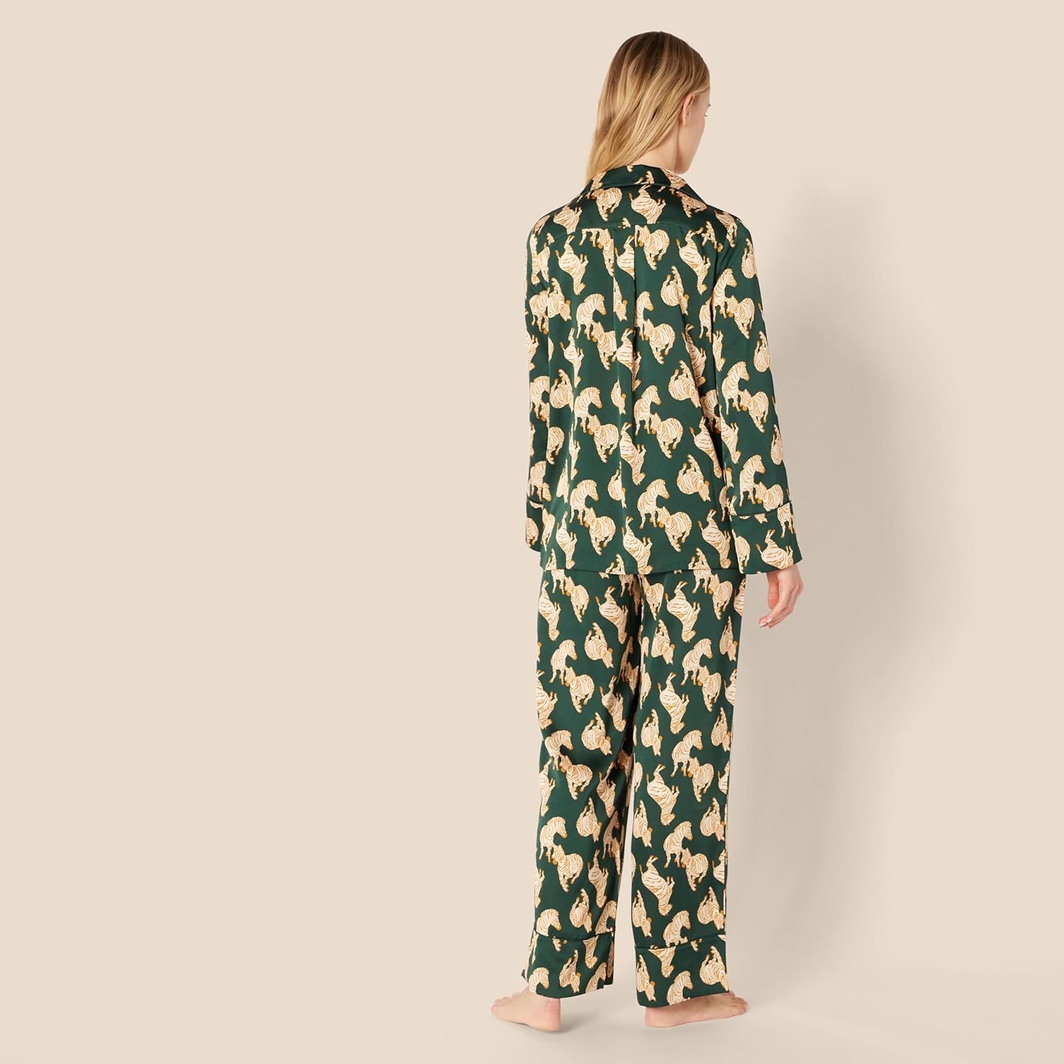 Thumbnail 1 de Amazon Essentials Women’s Satin Pyjama Shirt and Bottoms Set (Satin Georgette)