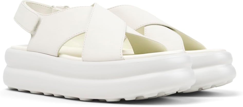 Detalle de Camper Pelotas Flota Up K201931 X-Strap SandalDonna: stile italiano e comodità in una sandal estiva