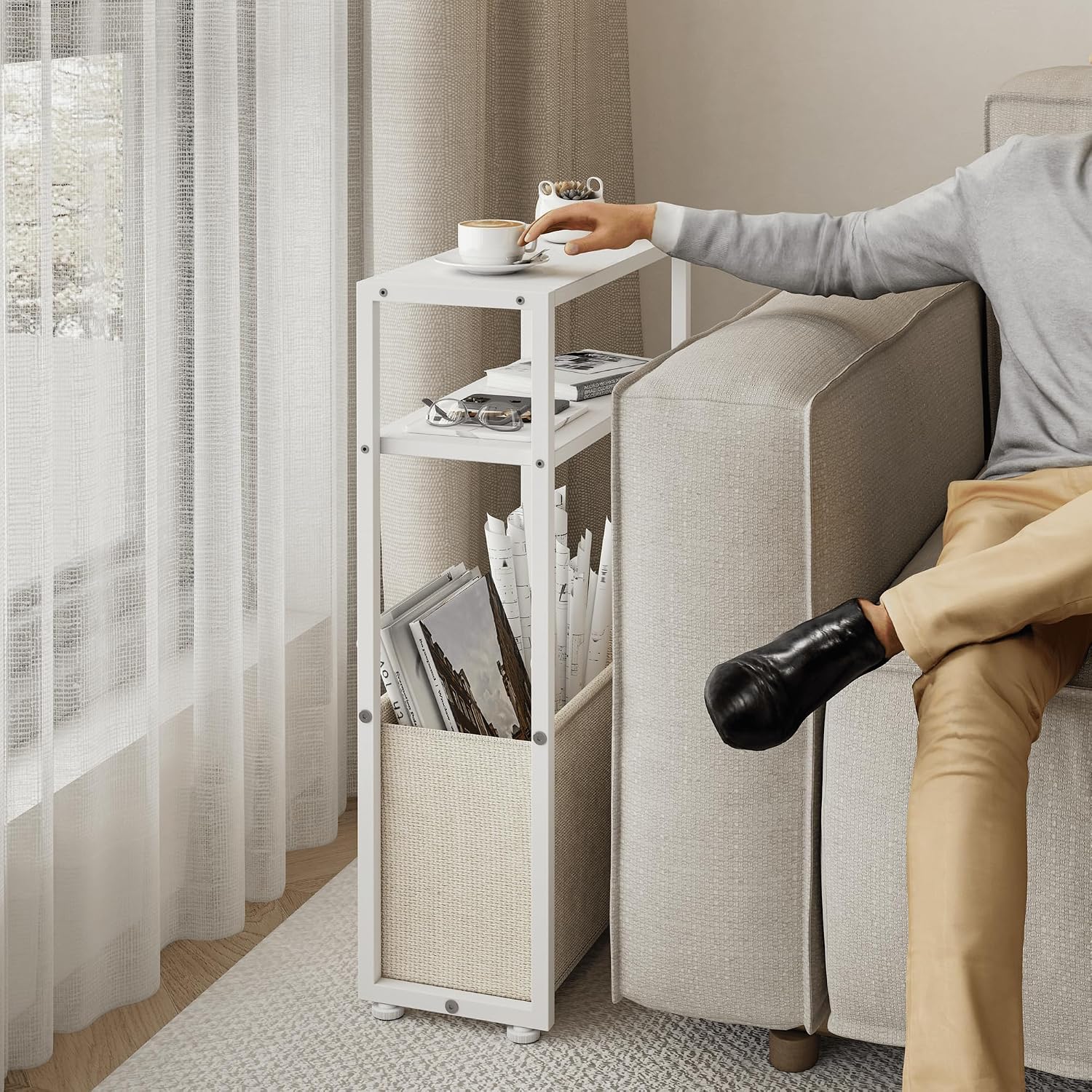 Detalle 1 de Leomonio Narrow Side Table, White and Camel Brown