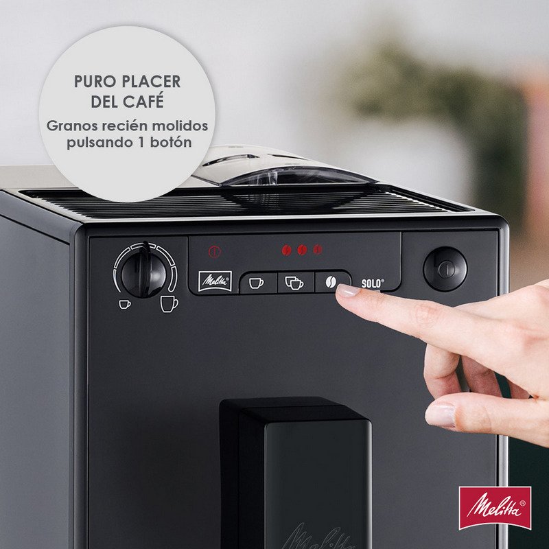 Detalle de Melitta SOLO E950-222 Cafetera 15 bar, 20 cm 😊