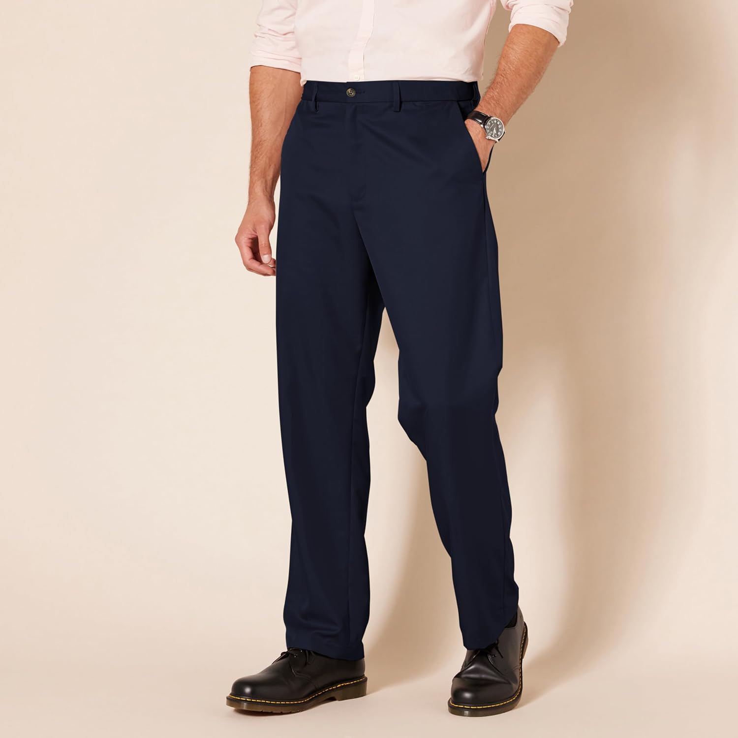 Thumbnail 4 de Amazon Essentials Men's Classic Fit Expandable-Waist Flat-Front Dress Suit Trousers