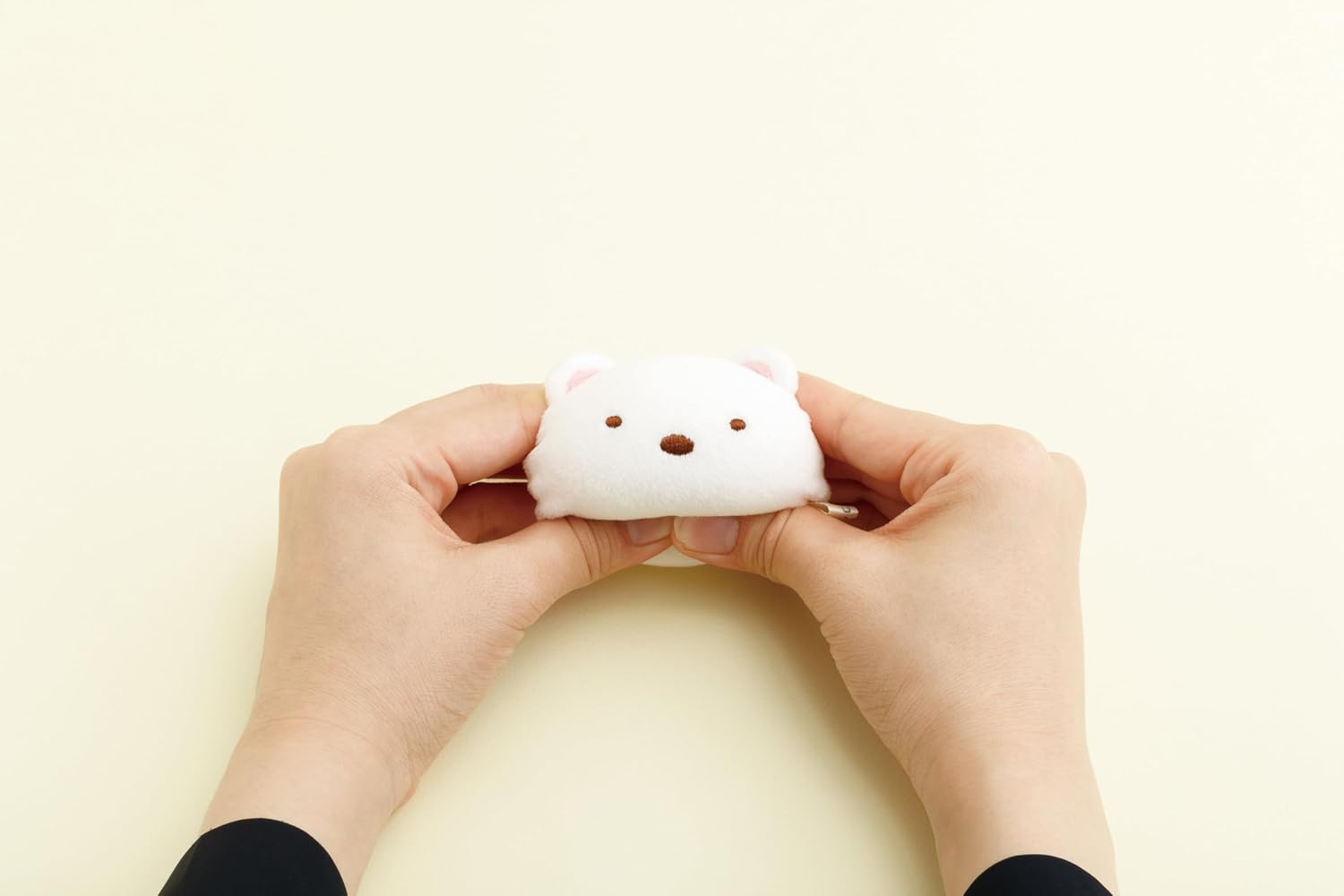 Detalle de MV25001 すみっコぐらし むぎゅむぎゅぬいぐるみ しろくま 約65mm角