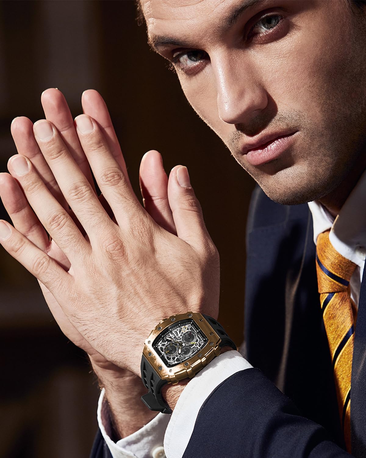 Thumbnail 1 de TSAR BOMBA Orologio da Uomo Tonneau Lusso con Cristallo di Zaffiro e Movimento al Quarzo Giapponese