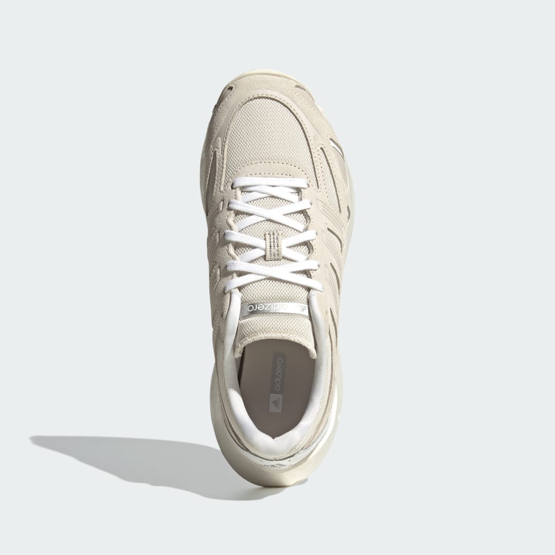 Detalle 2 de Adizero Aruku de Adidas: zapatilla beige para uso diario y paseo ligero
