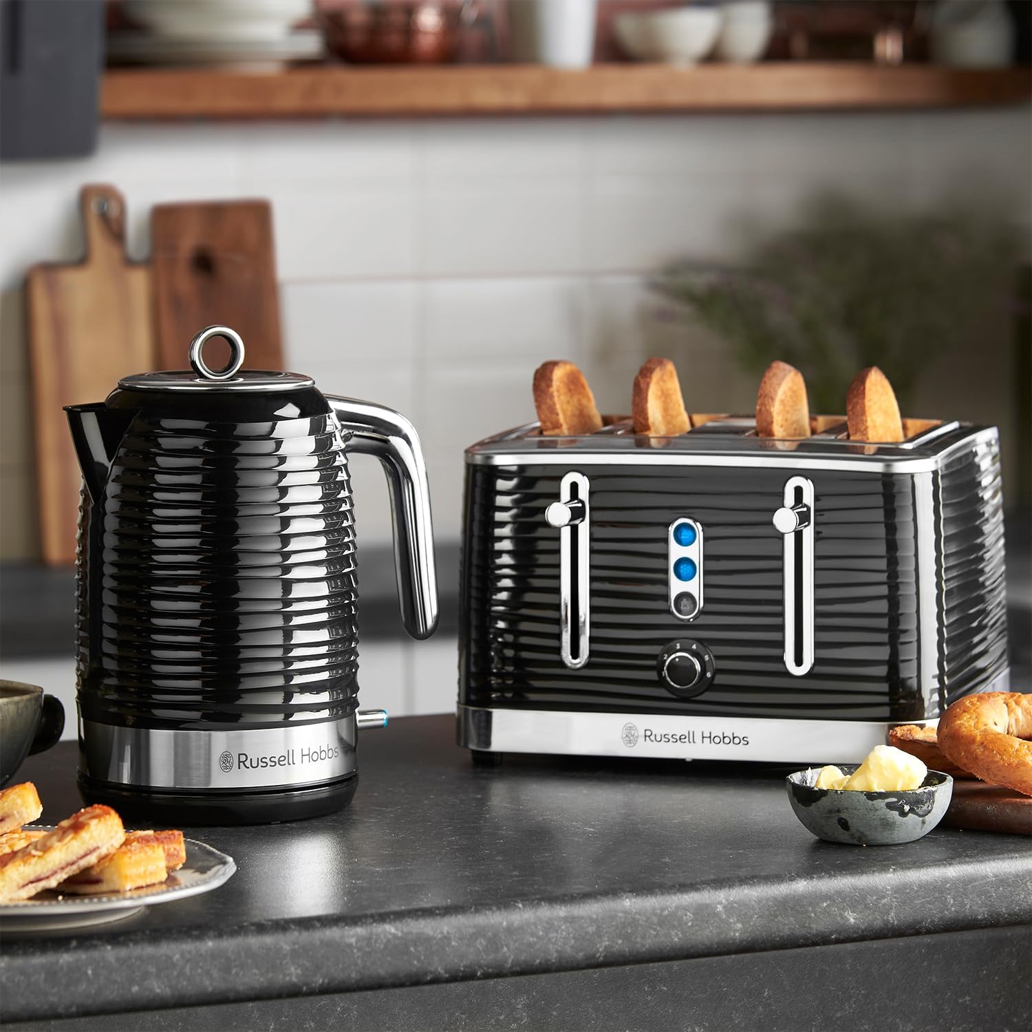 Detalle de Russell Hobbs Inspire 1.7L Cordless Kettle (24361)