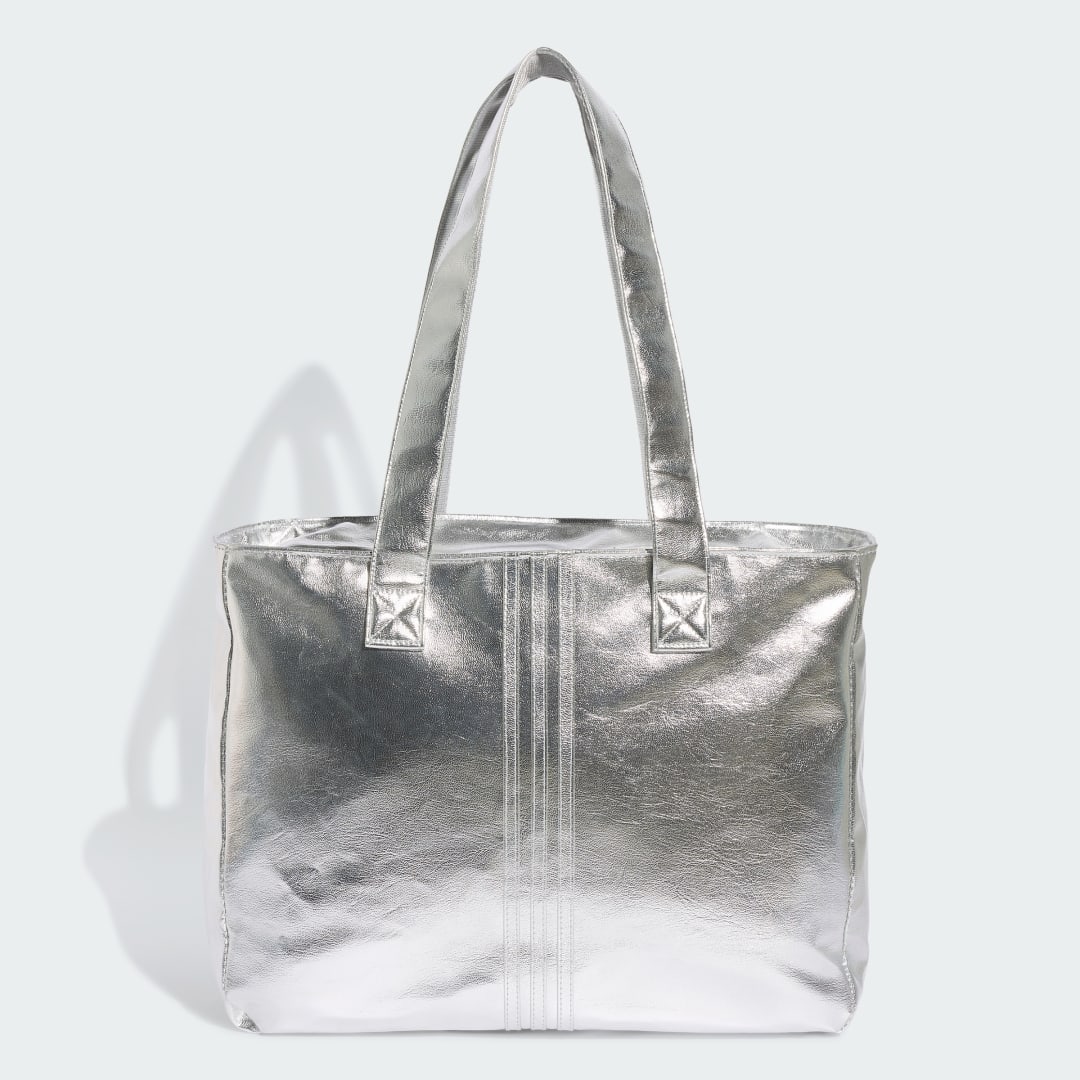 Thumbnail 1 de BOLSO SHOPPER EFECTO PIEL METALIZADO de Adidas: práctico y vistoso para el día a día
