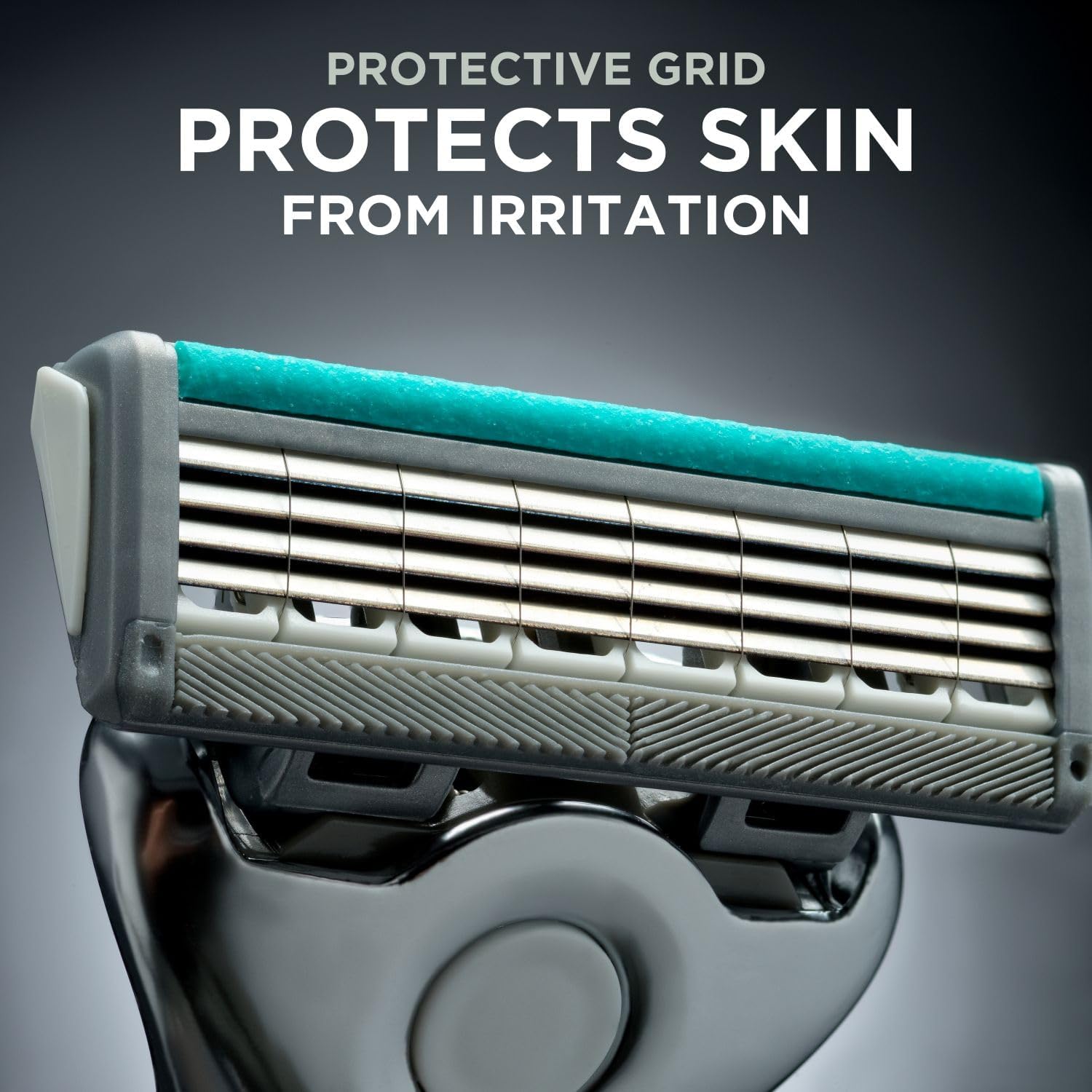 Thumbnail 4 de Wilkinson Sword Quattro Titanium Men’s Razor for Sensitive Comfort (1 handle + 9 refill blades)