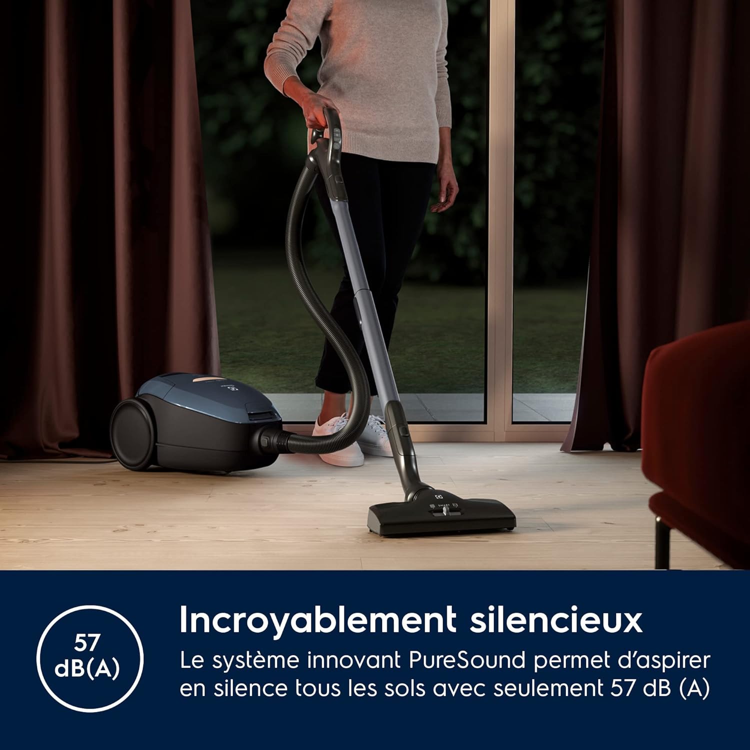 Thumbnail 1 de Electrolux Pure D8 PD82-8DB : Aspirateur traîneau avec sac, ultra silencieux et commandes à distance