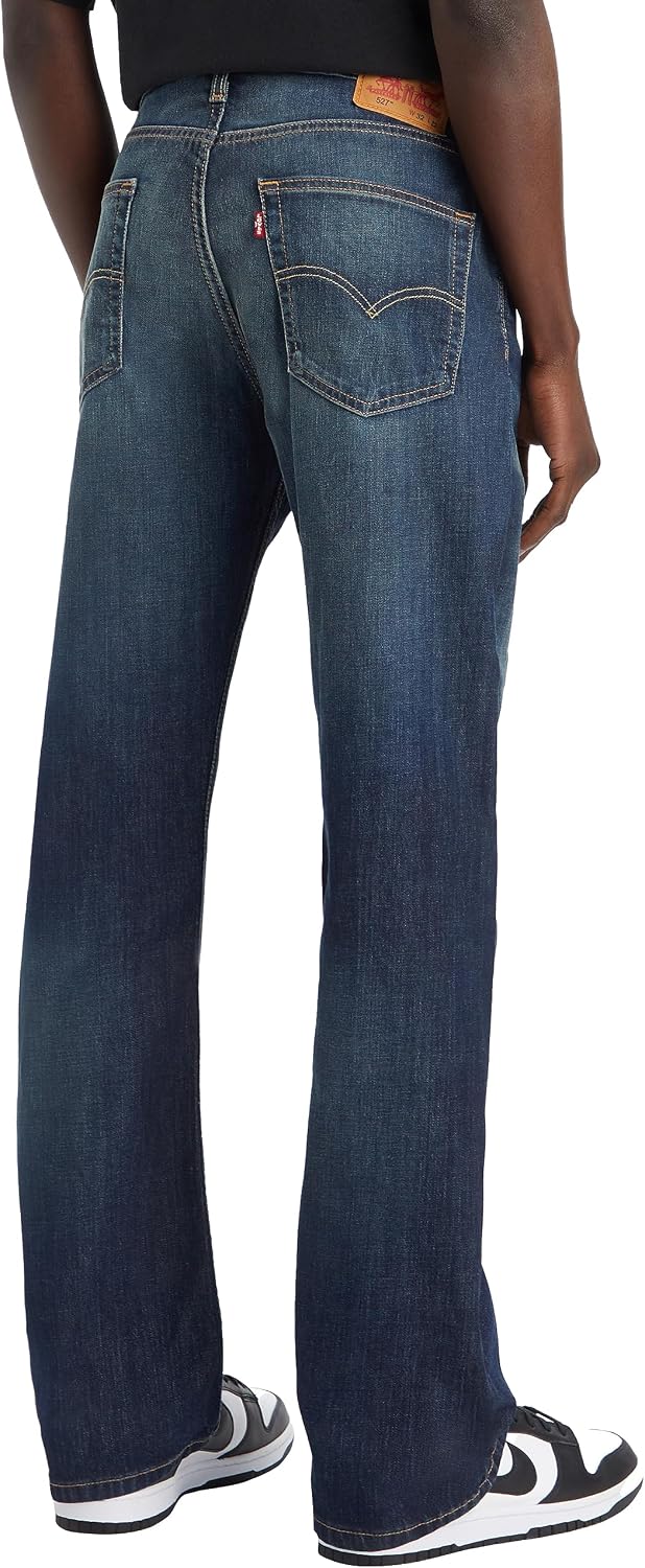 Detalle de Levi's 527 Slim Boot Cut Jeans Uomo: stile rilassato e versatile