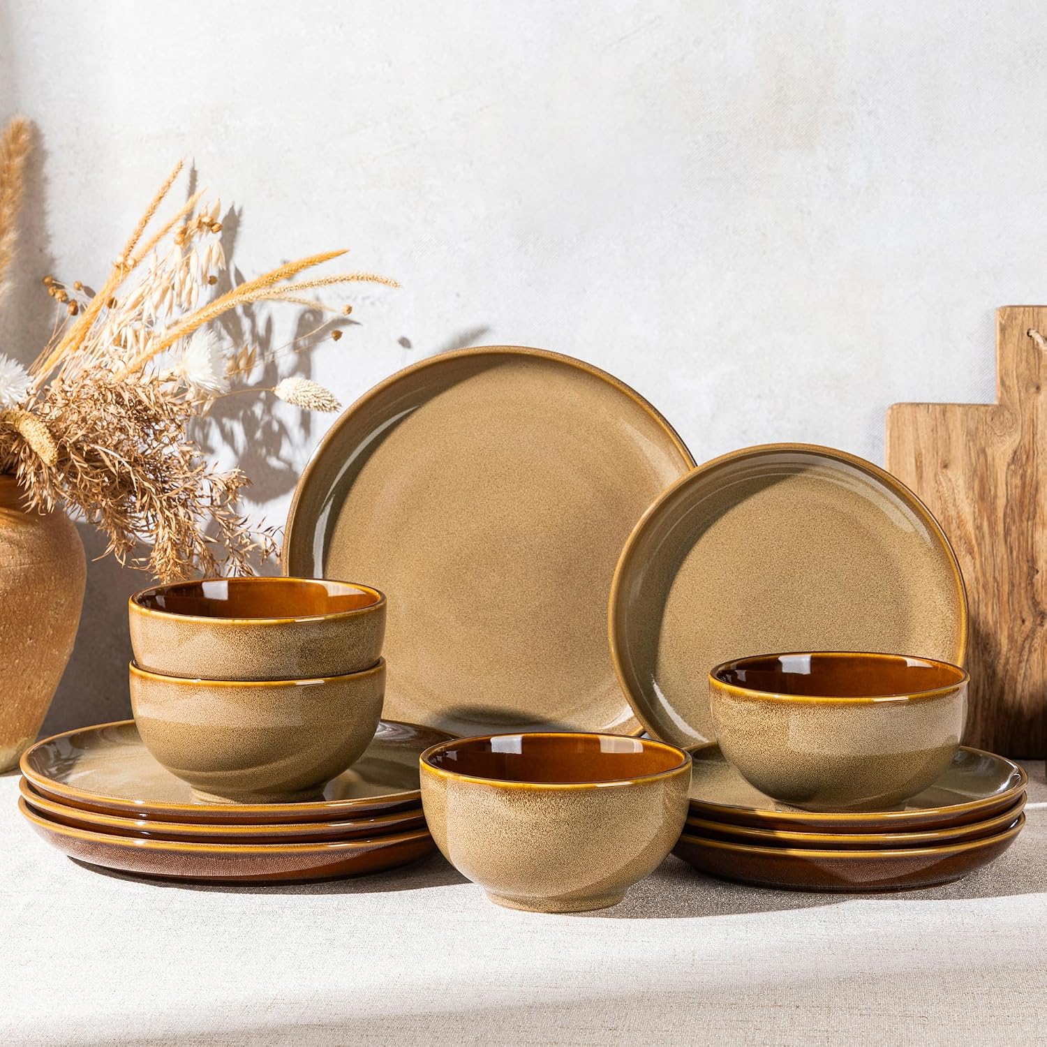 Detalle de LERATIO 12-Piece Ceramic Dinnerware Set for 4 – Chestnut