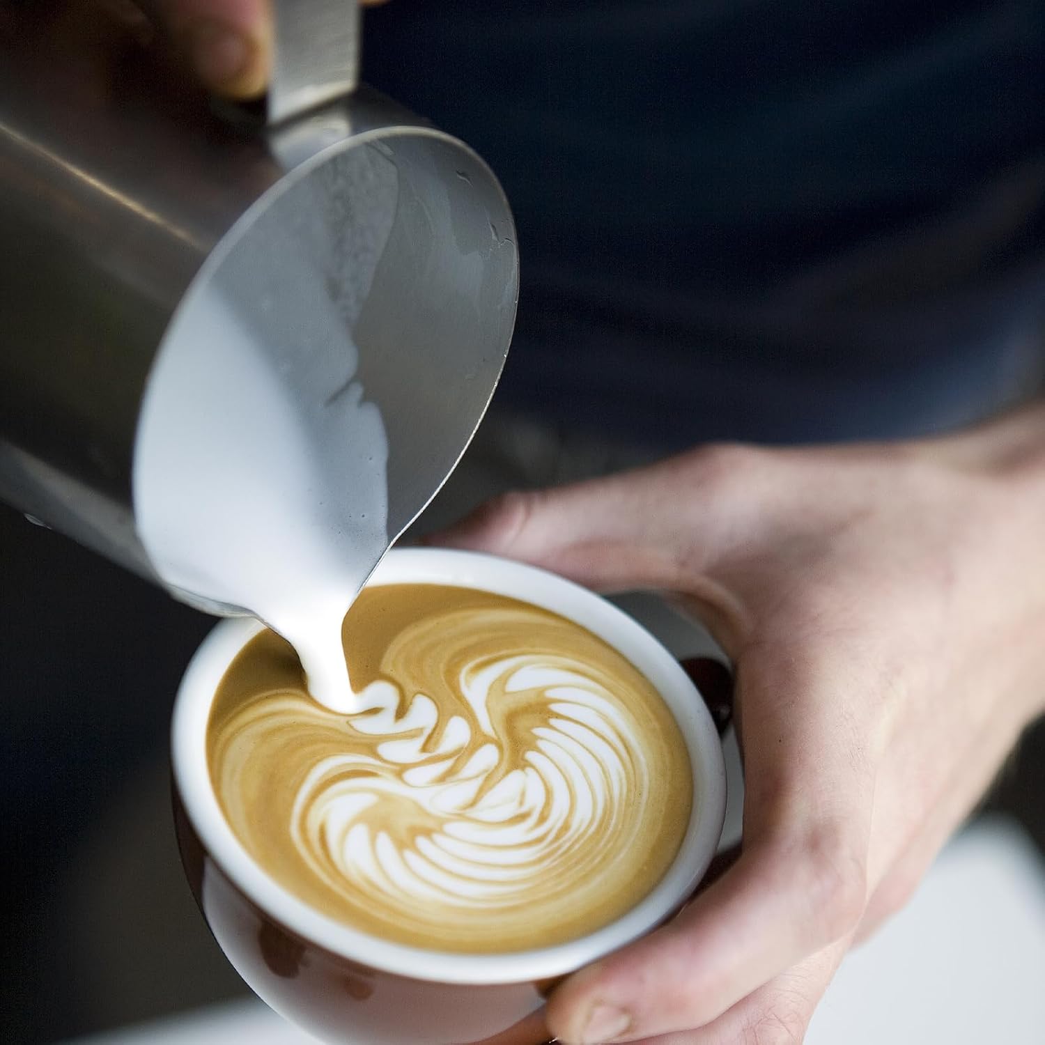 Thumbnail 6 de ISHEWUDU KFLHB-DS-350 melkkan van roestvrij staal, 350 ml met latte-artpen