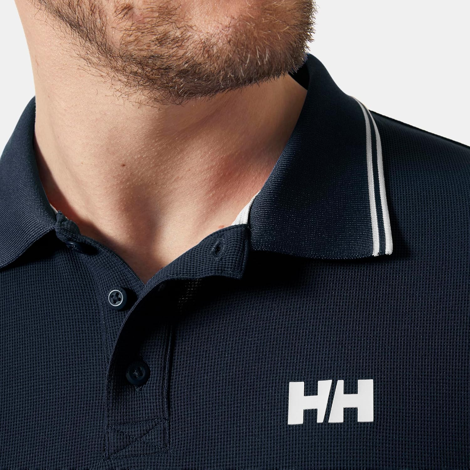 Detalle 2 de Helly Hansen Uomo Polo Kos: stile semplice e comfort quotidiano