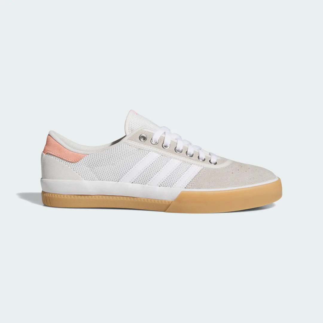 Detalle de Zapatilla LUCAS PREMIERE de Adidas: verifyca para uso diario con estilo limpio