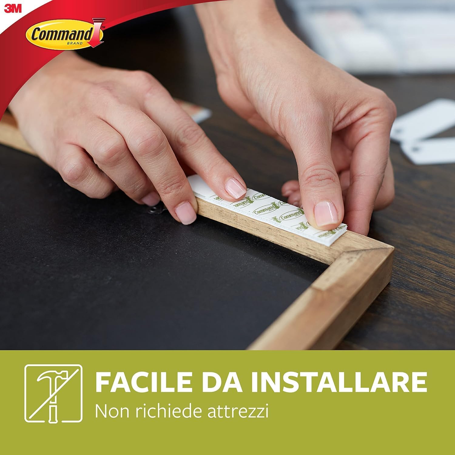 Thumbnail 2 de Command Strisce Appendiquadri Adesive Bianco: 36 Strisce per Quadri, Specchi e Cornici senza Forare