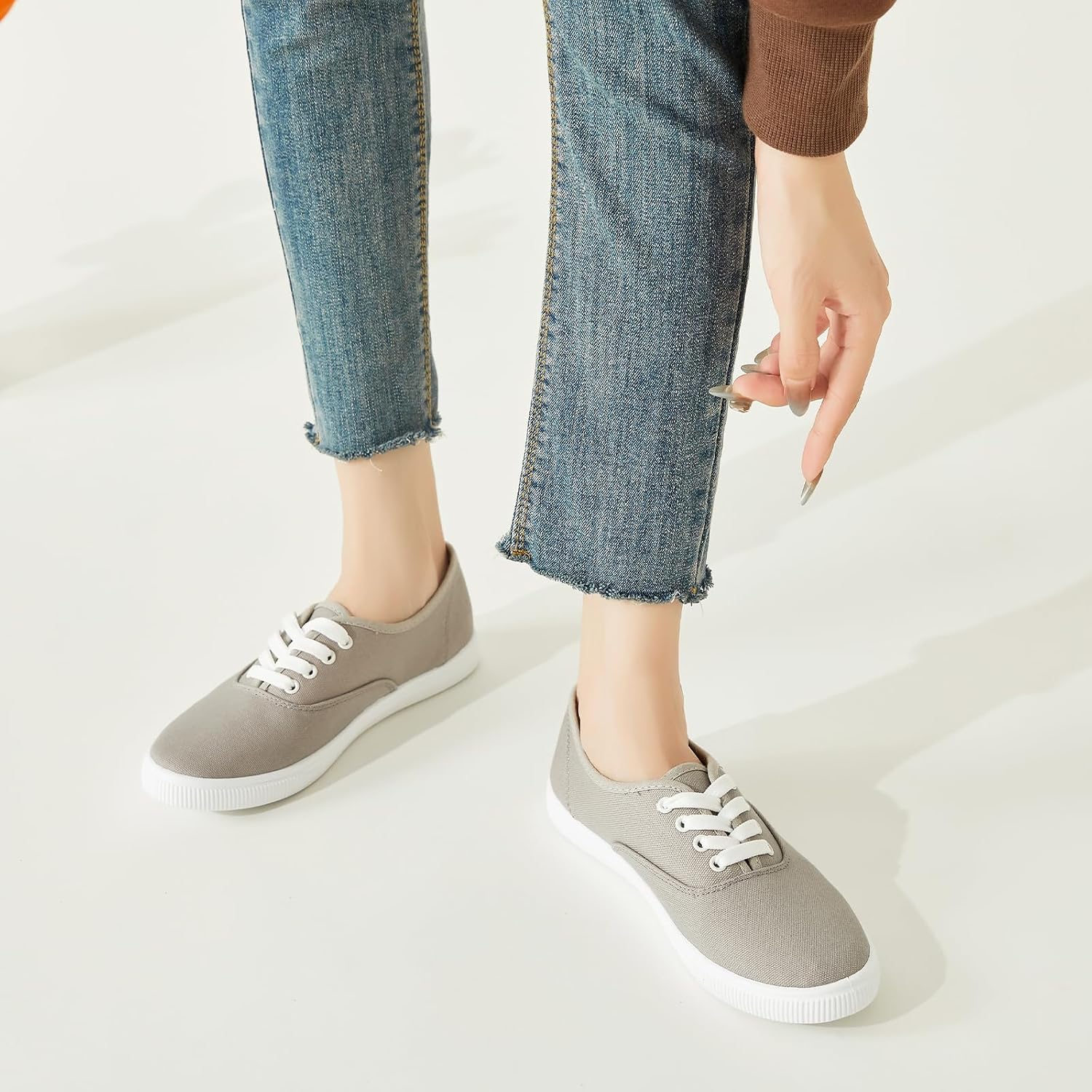 Detalle de FRACORA Women's Canvas Sneakers