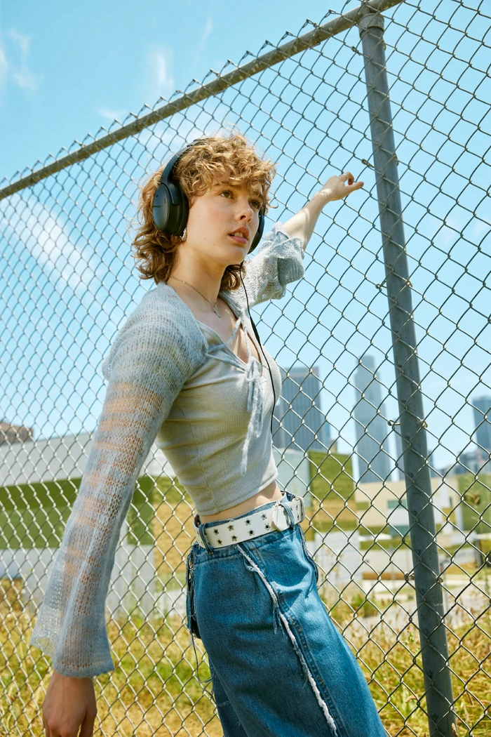Detalle 2 de Bose QuietComfort Kopfhörer mit Noise Cancelling und SimpleSync – kabelloses Musikvergnügen