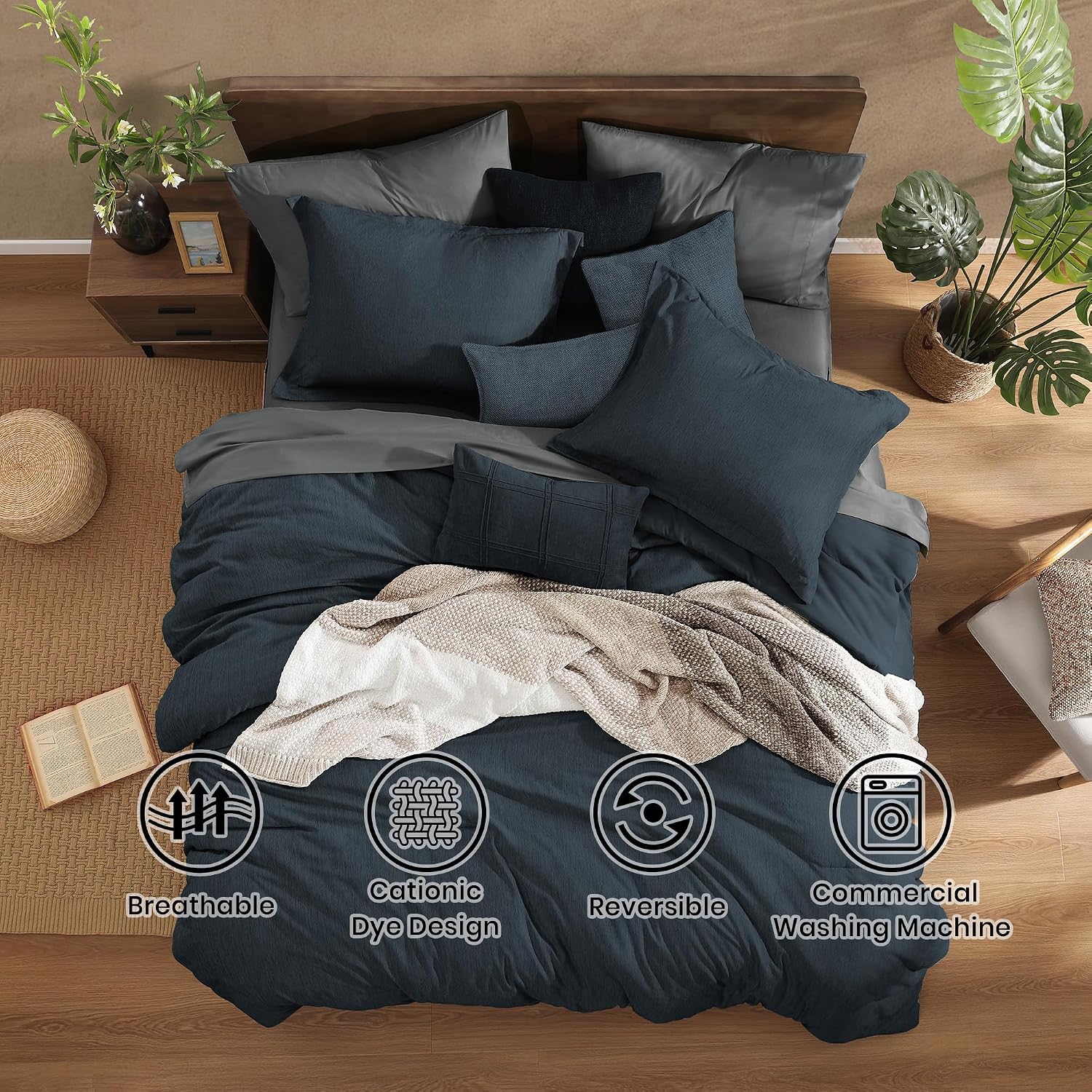 Detalle 2 de Monbix Full Size Comforter Set in Navy Blue — 7-Piece All-Season Bedding